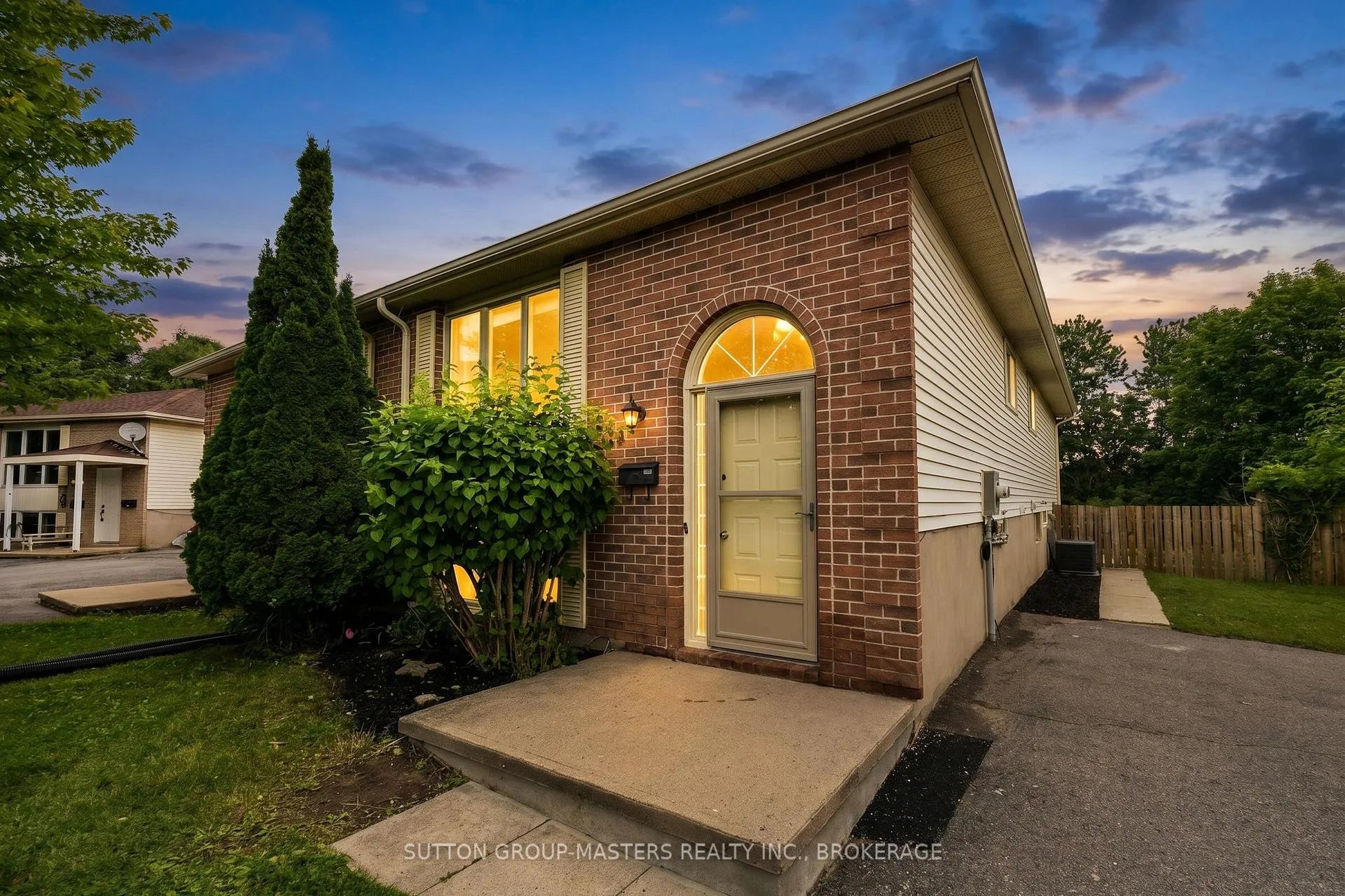 Photo 1 of 280 Owens Crescent, Kingston, East Gardiners Rd — HOMEH