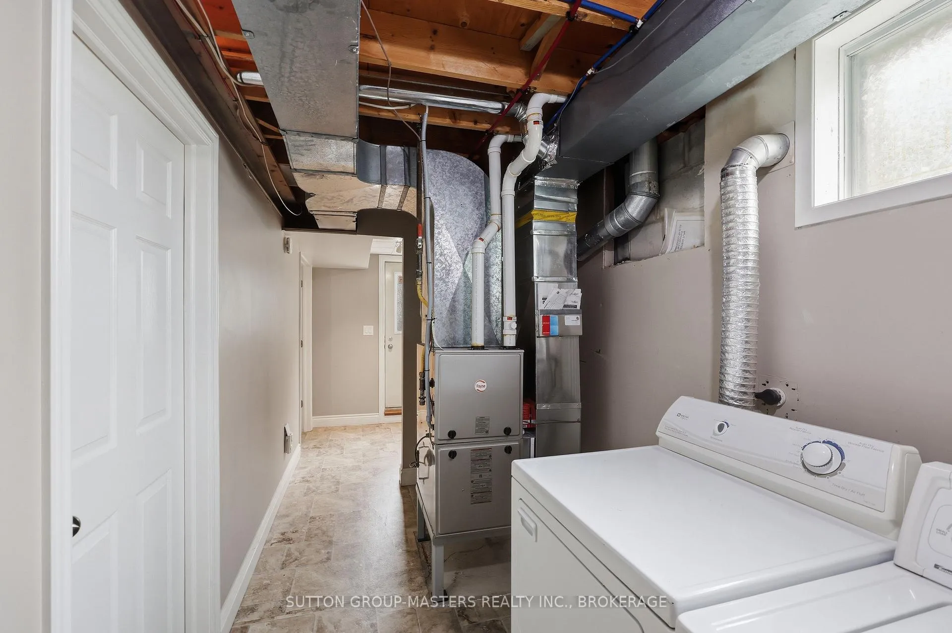 Photo 32 of 280 Owens Crescent, Kingston, East Gardiners Rd — HOMEH