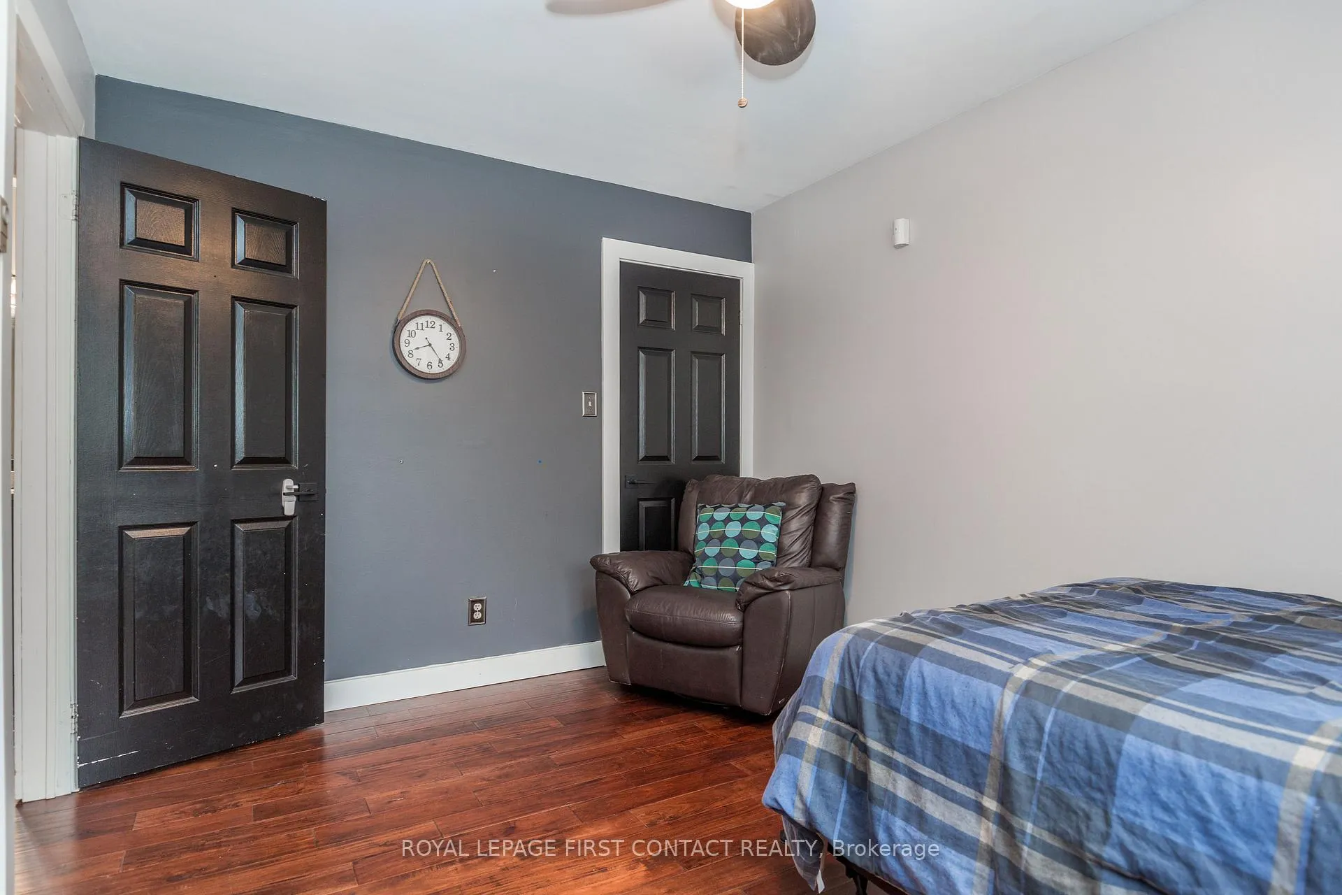 Photo 14 of 243 Little Avenue, Barrie, Allandale Heights — HOMEH