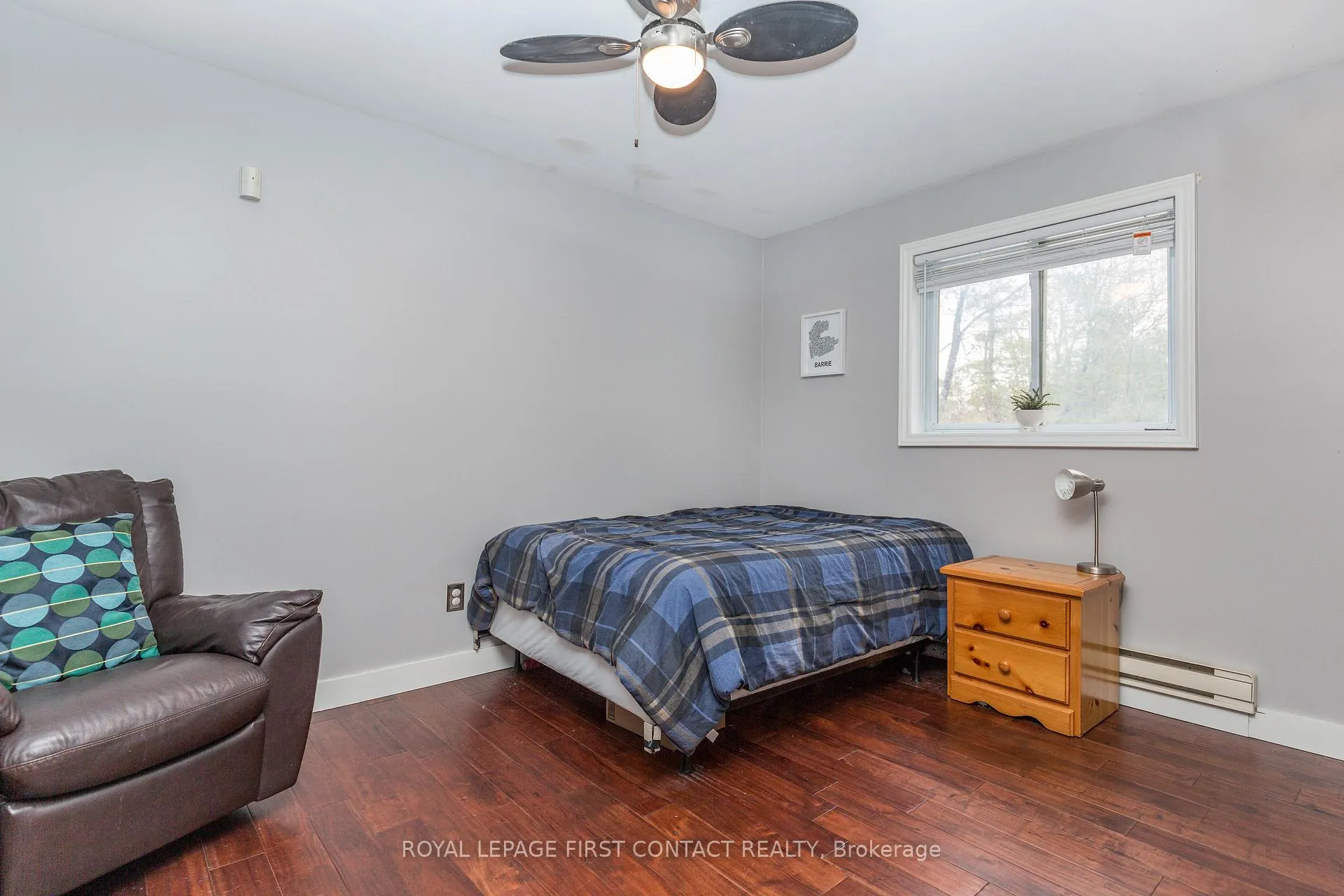 Photo 15 of 243 Little Avenue, Barrie, Allandale Heights — HOMEH