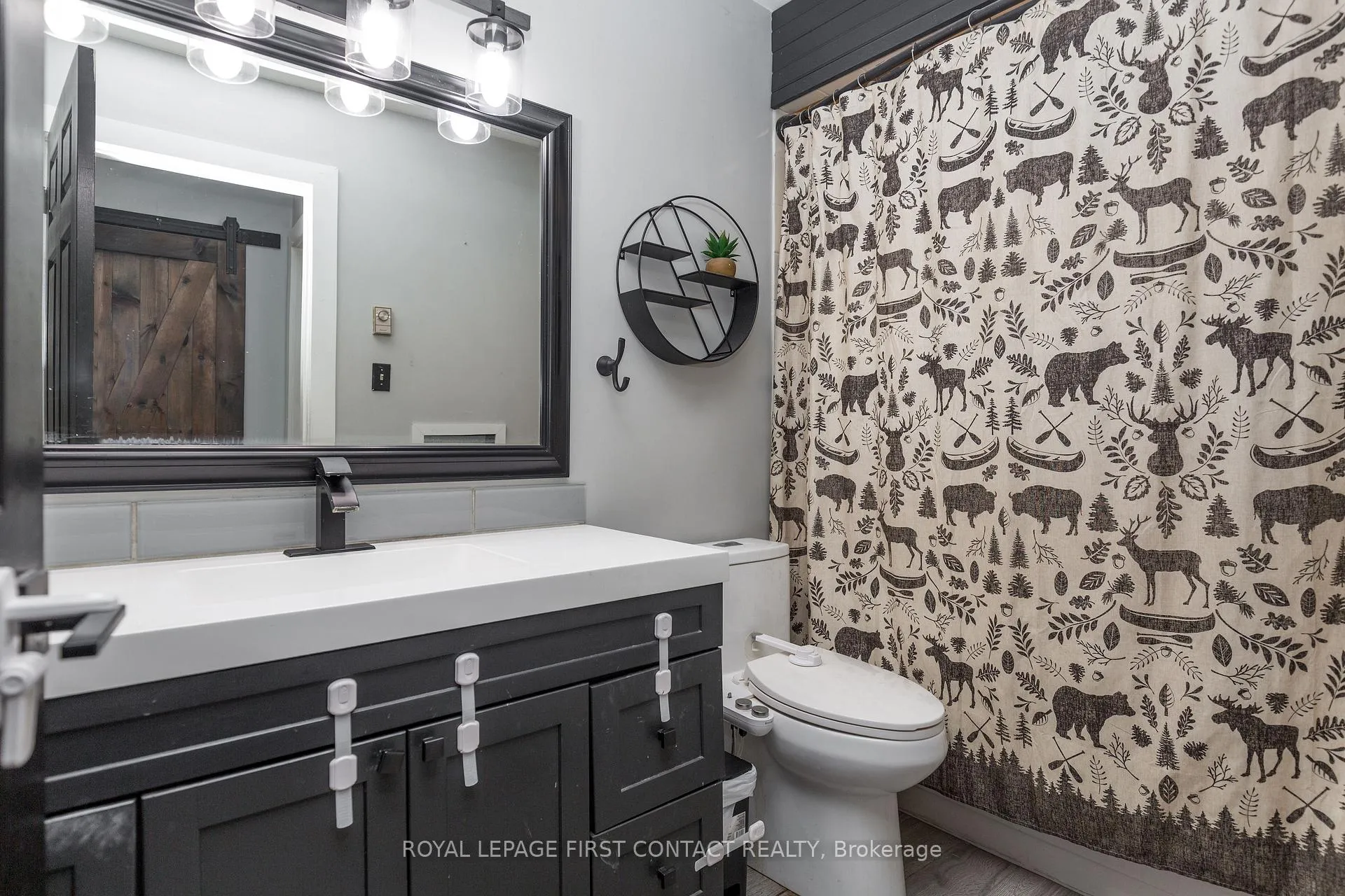 Photo 24 of 243 Little Avenue, Barrie, Allandale Heights — HOMEH