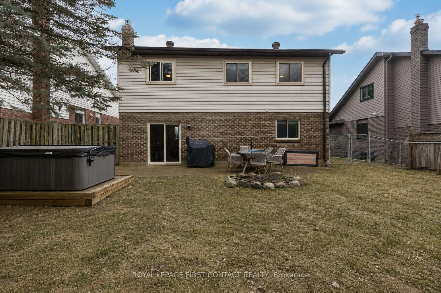 Photo 26 of 243 Little Avenue, Barrie, Allandale Heights — HOMEH