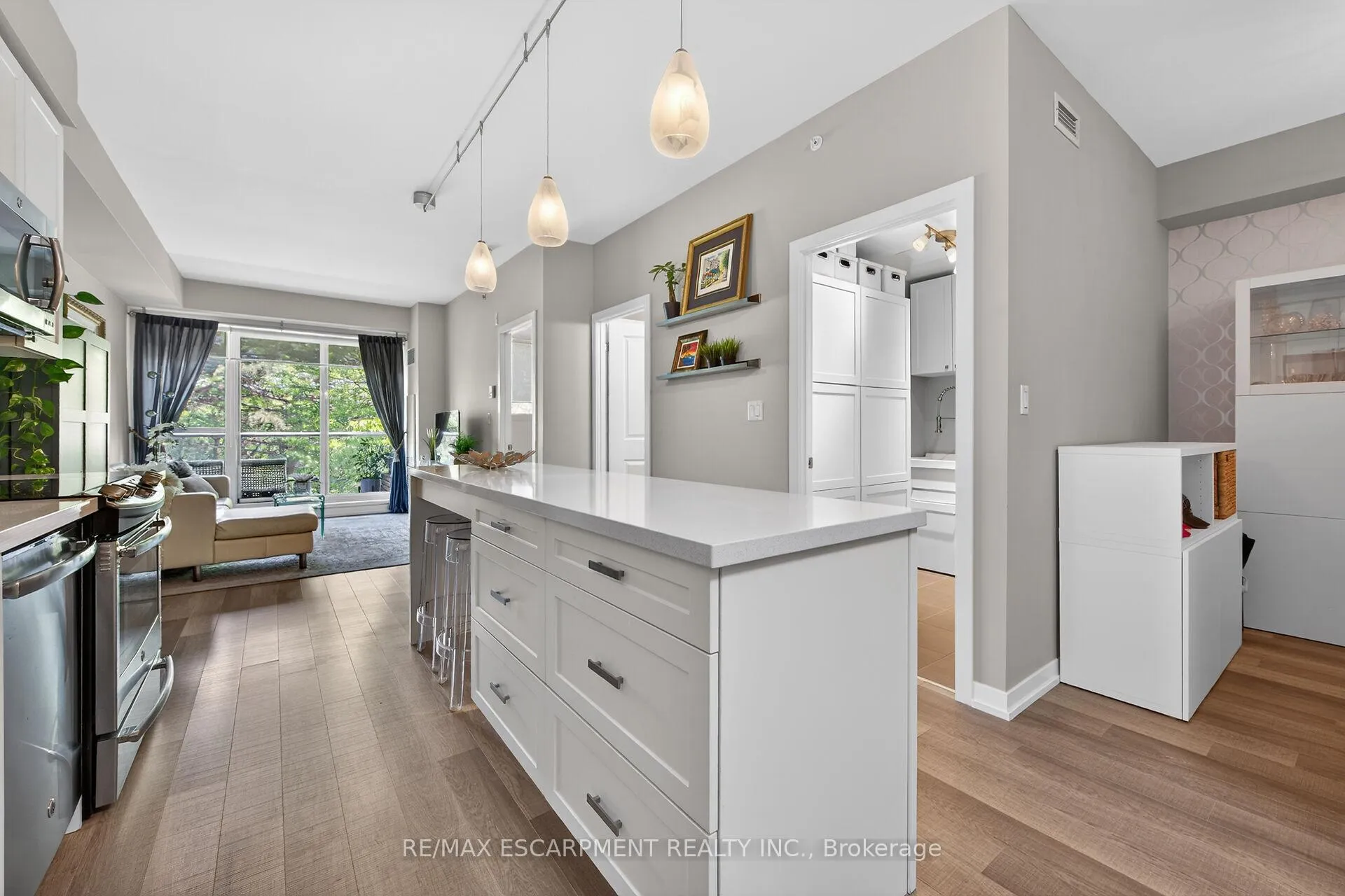 Photo 14 of Unit 214, 1284 Guelph Line, Burlington, Mountainside — HOMEH