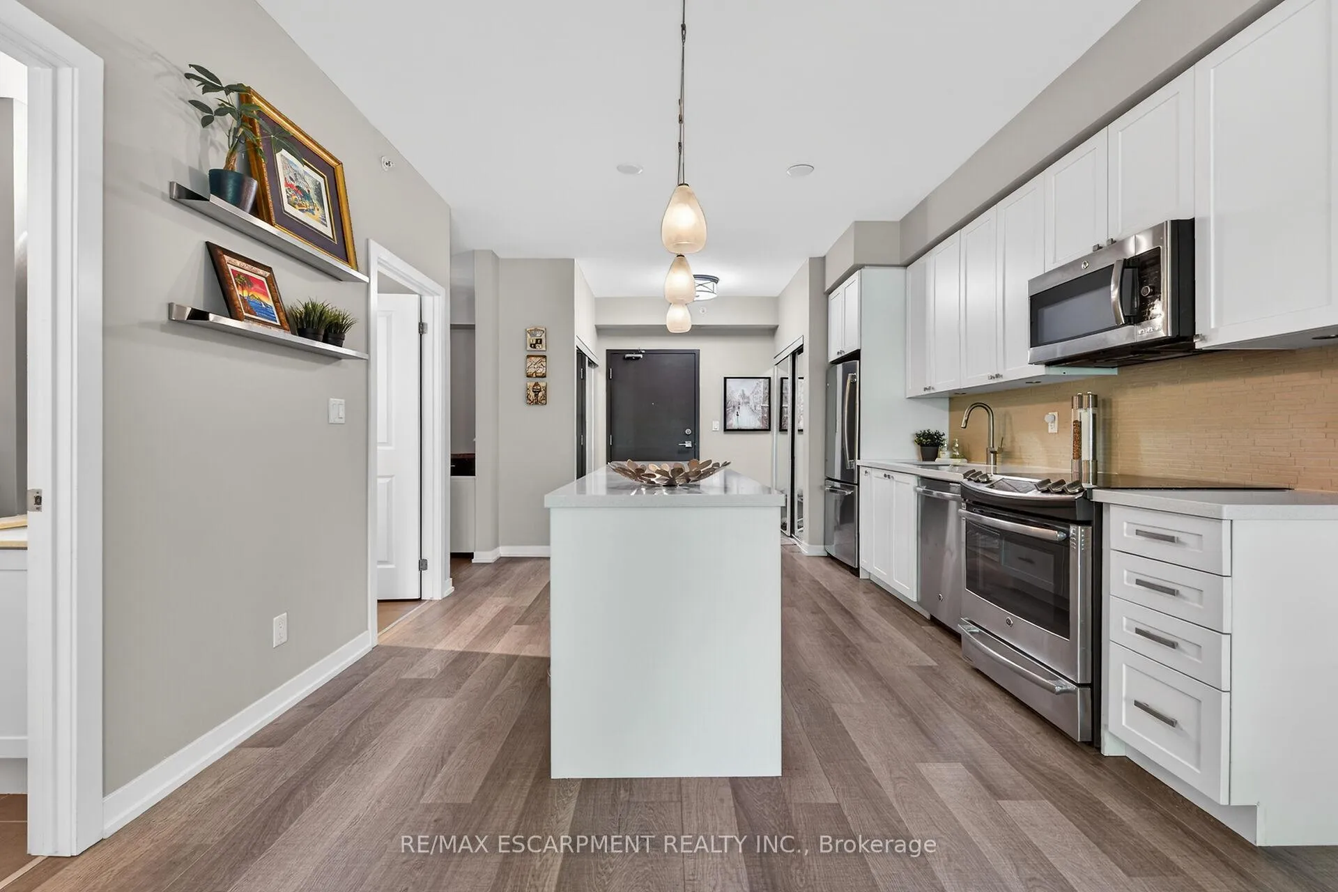 Photo 17 of Unit 214, 1284 Guelph Line, Burlington, Mountainside — HOMEH