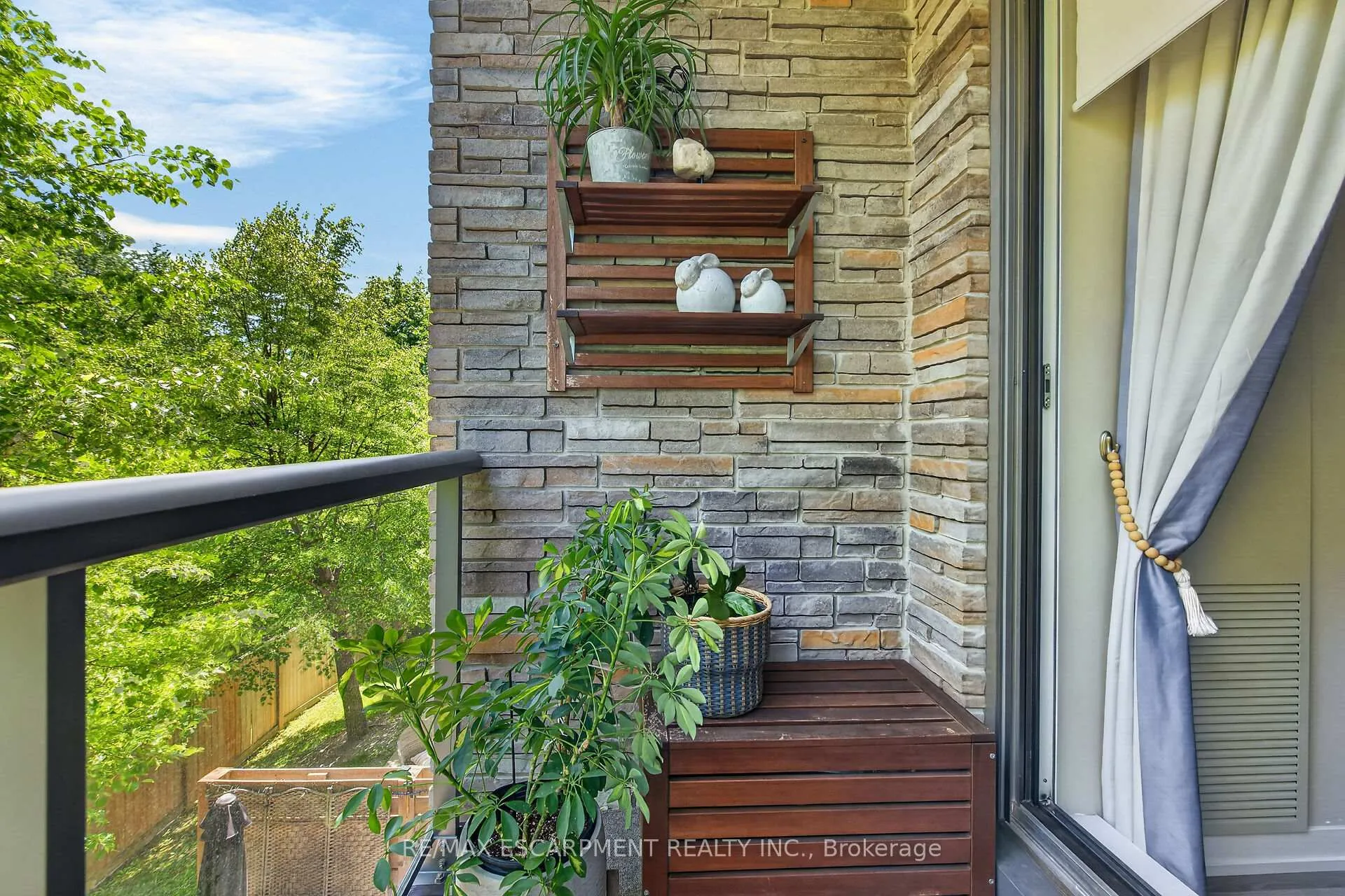 Photo 35 of Unit 214, 1284 Guelph Line, Burlington, Mountainside — HOMEH