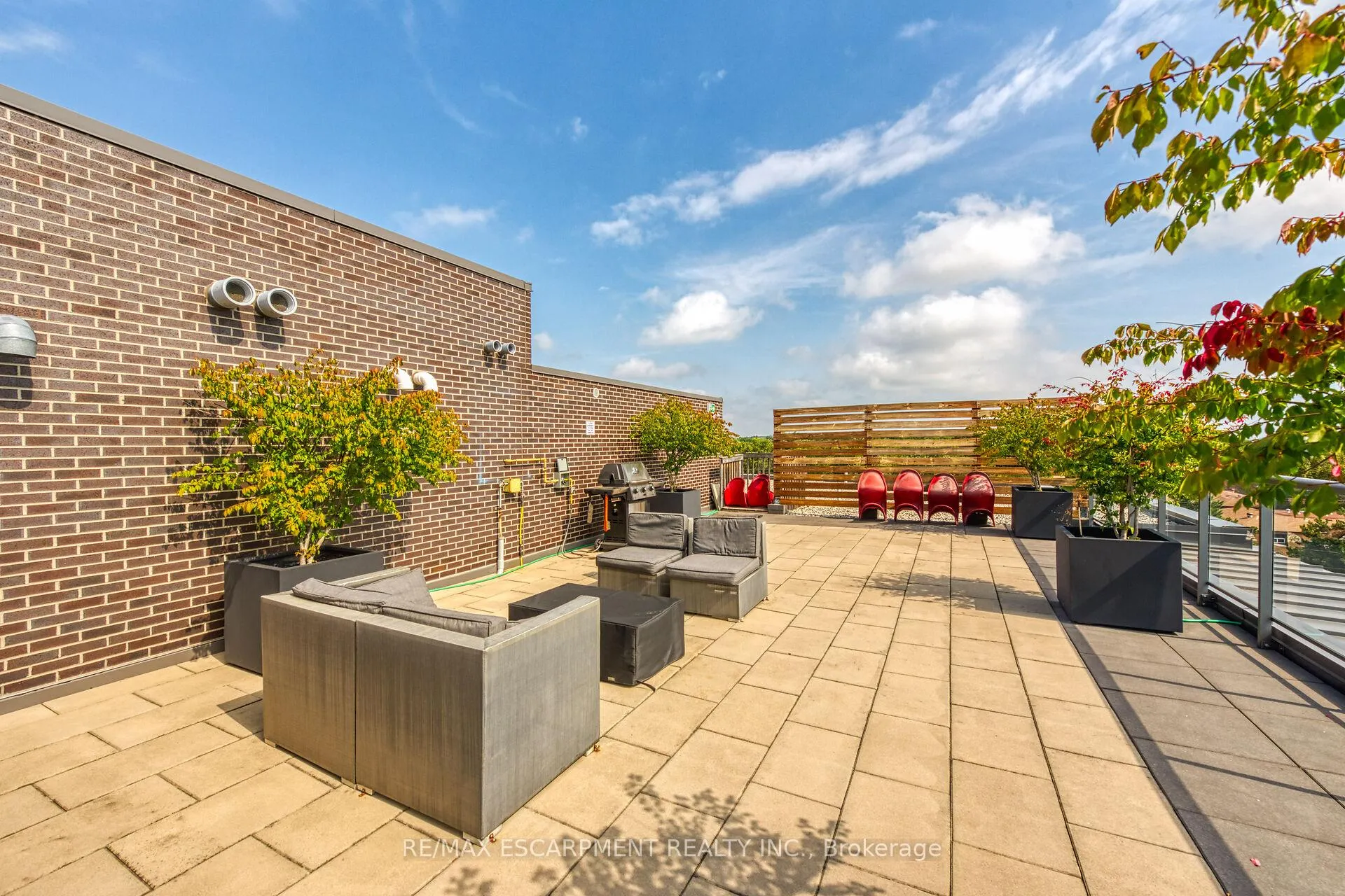 Photo 47 of Unit 214, 1284 Guelph Line, Burlington, Mountainside — HOMEH