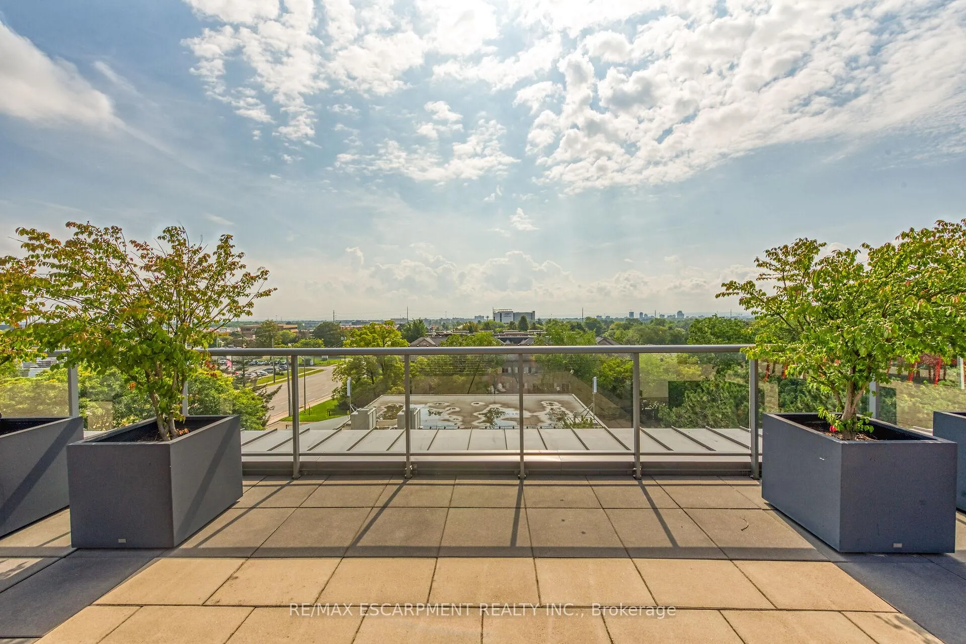 Photo 48 of Unit 214, 1284 Guelph Line, Burlington, Mountainside — HOMEH