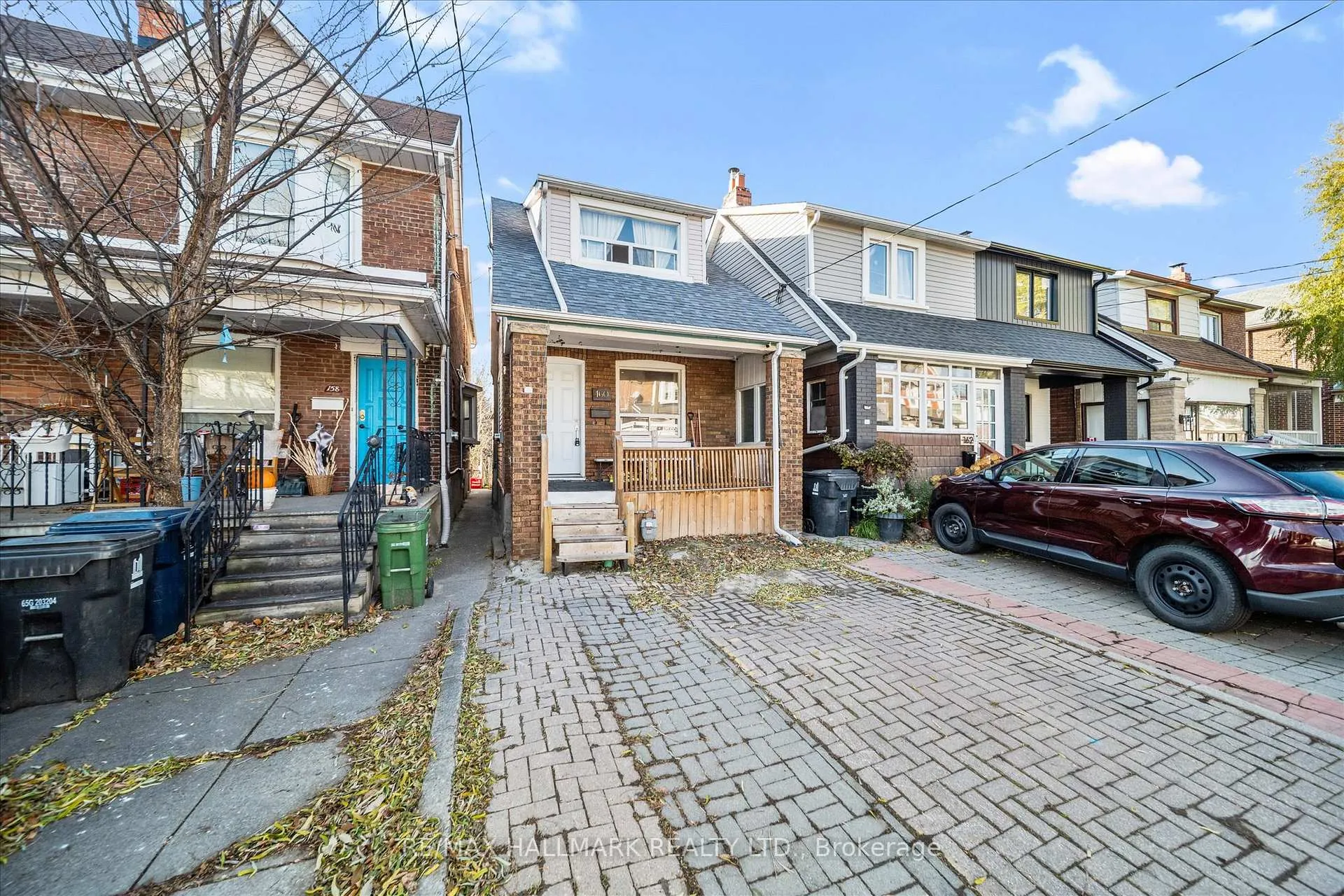 Photo 2 of 160 Silverthorn Avenue, Toronto, Keelesdale-Eglinton West — HOMEH