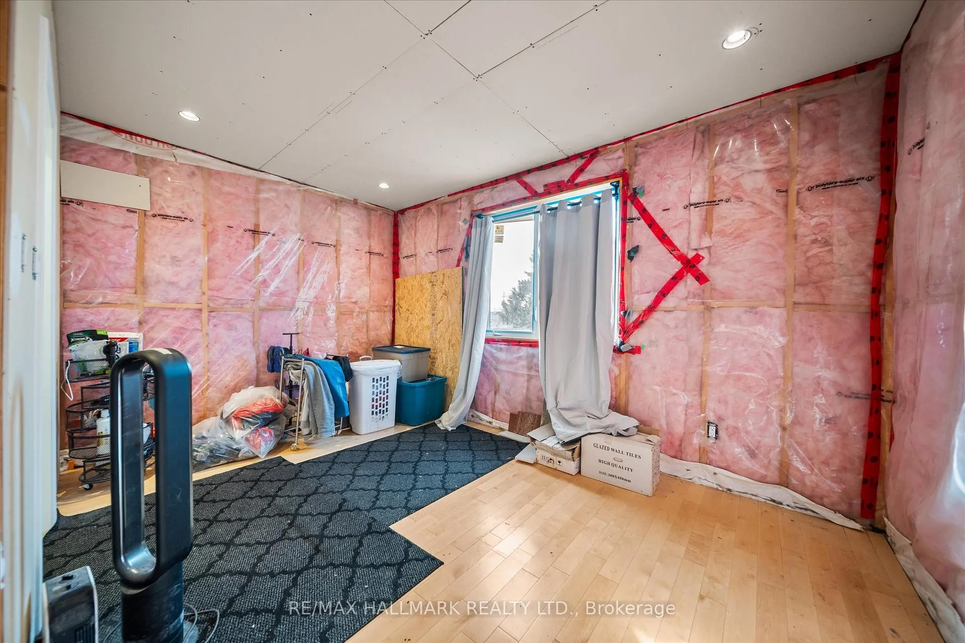 Photo 29 of 160 Silverthorn Avenue, Toronto, Keelesdale-Eglinton West — HOMEH