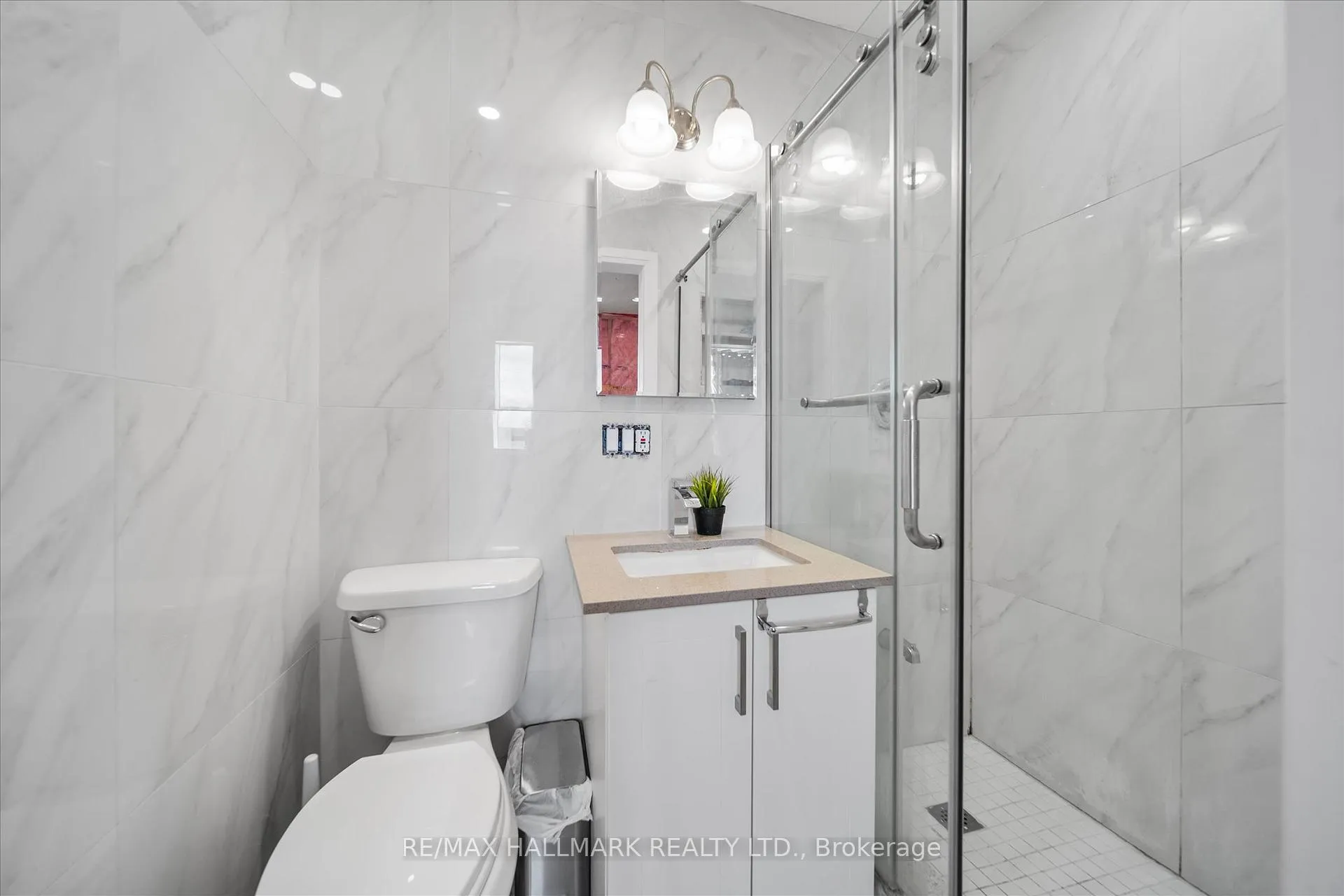Photo 30 of 160 Silverthorn Avenue, Toronto, Keelesdale-Eglinton West — HOMEH