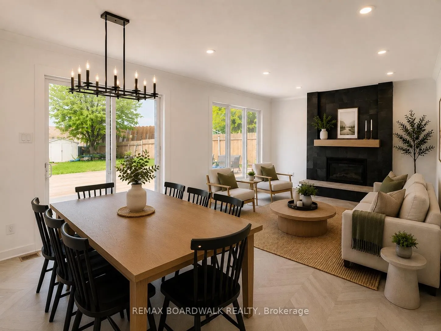 Photo 14 of 4396 Whittaker Crescent, Ottawa, Pineview — HOMEH