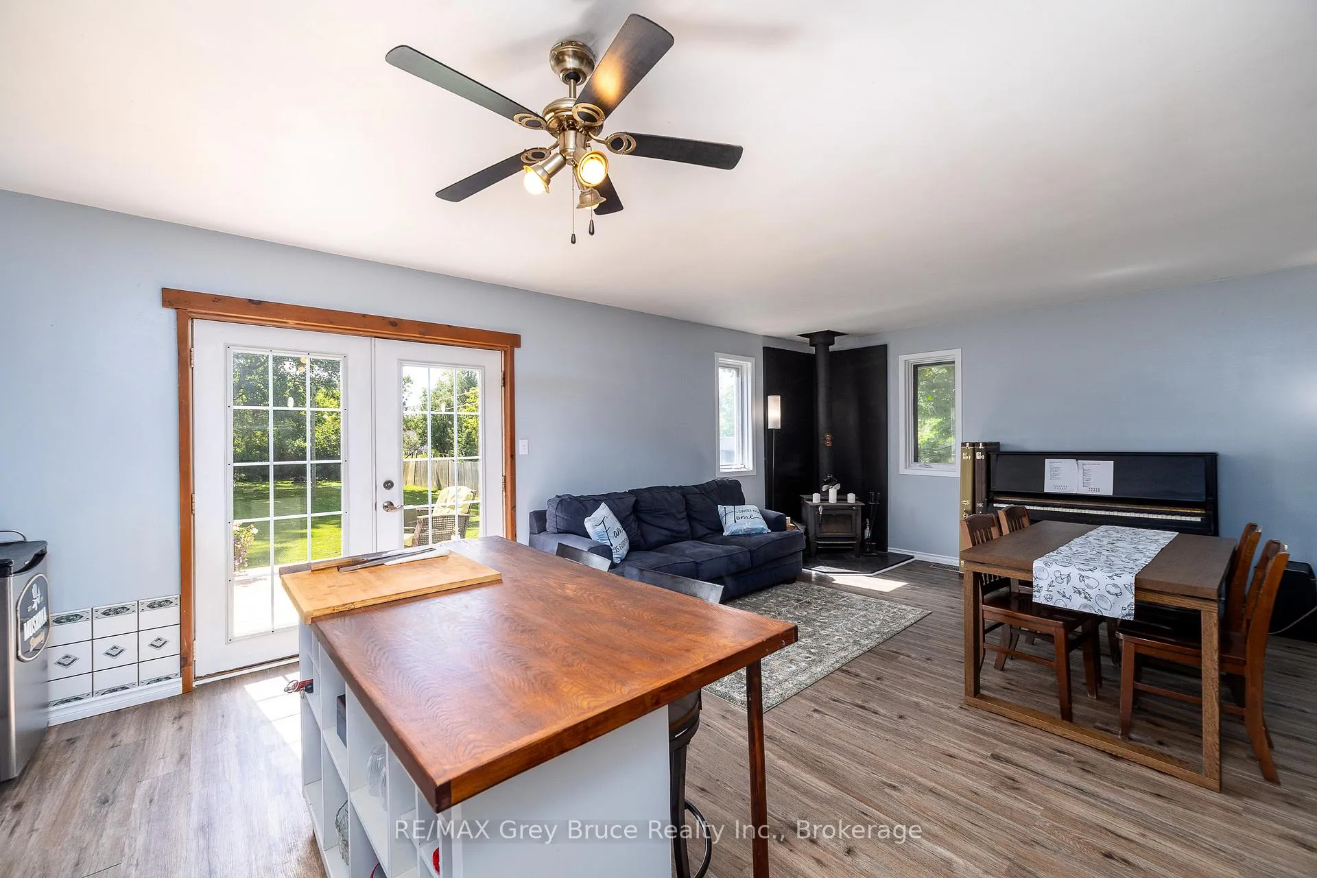 Photo 10 of 160 Grey Street W, Southgate — HOMEH