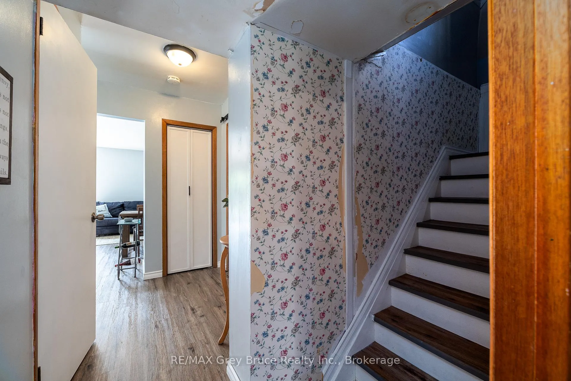 Photo 21 of 160 Grey Street W, Southgate — HOMEH