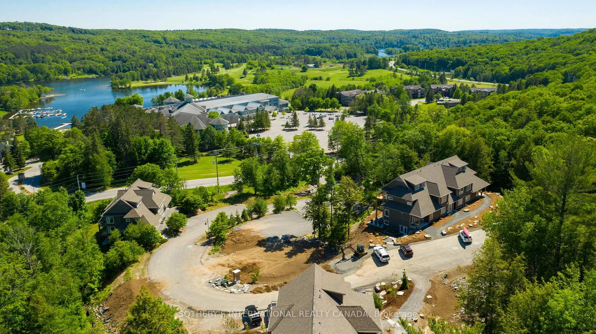 Photo of Unit 302, 3 Tree Tops Lane