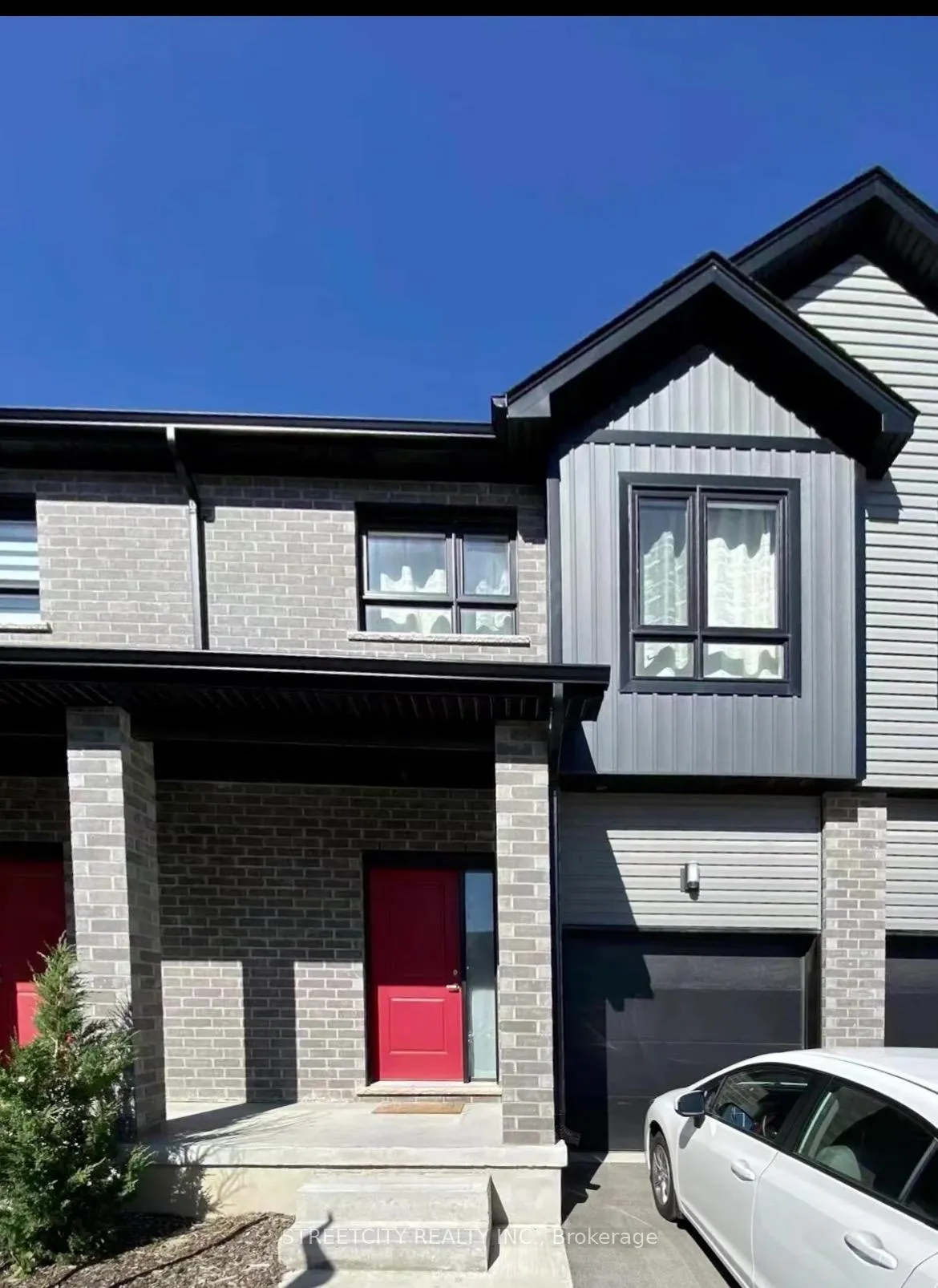 Front of Unit 46, 819 Kleinburg Drive