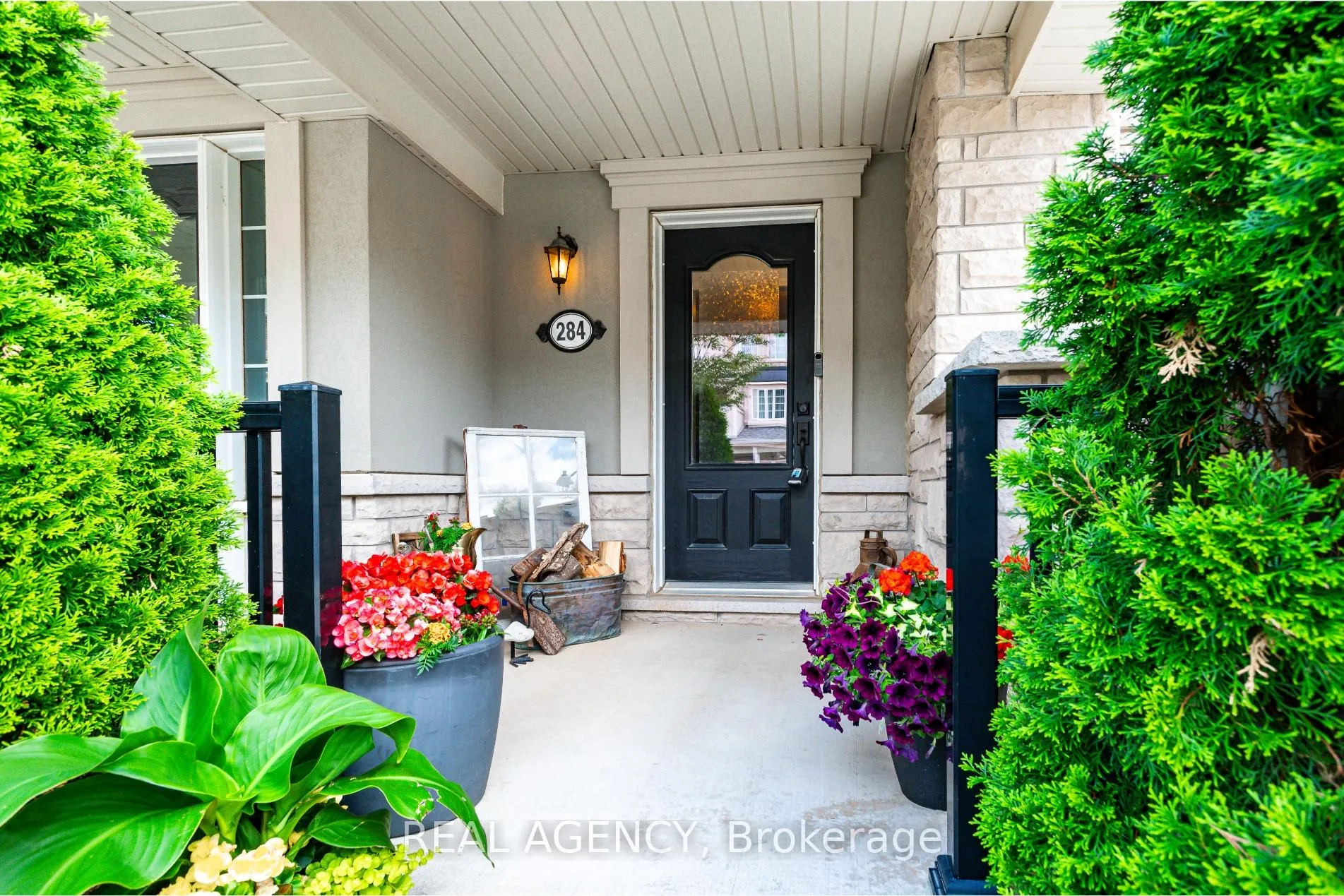 Photo 3 of 284 Jemima Drive, Oakville, Glenorchy — HOMEH