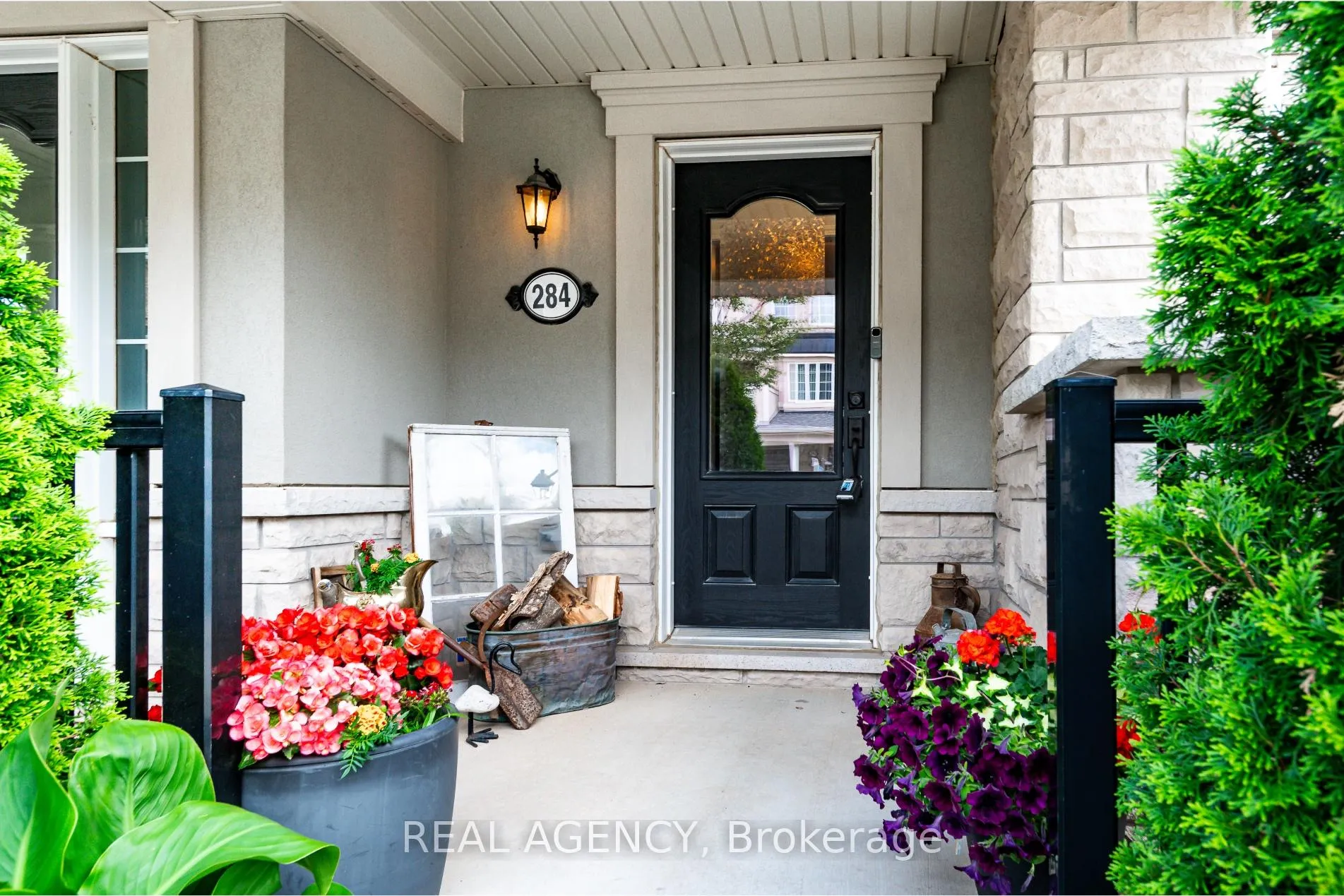 Photo 4 of 284 Jemima Drive, Oakville, Glenorchy — HOMEH
