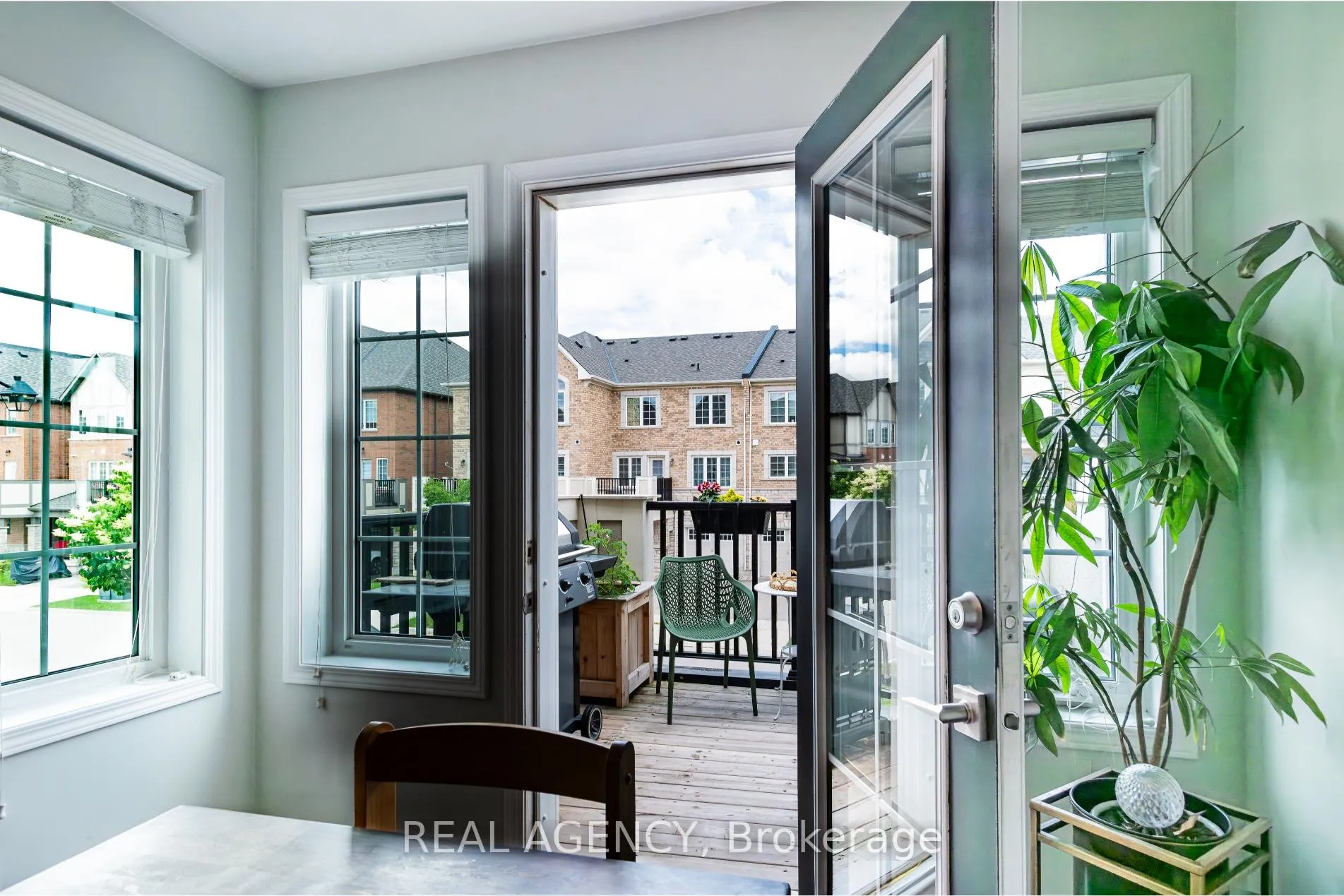 Photo 19 of 284 Jemima Drive, Oakville, Glenorchy — HOMEH