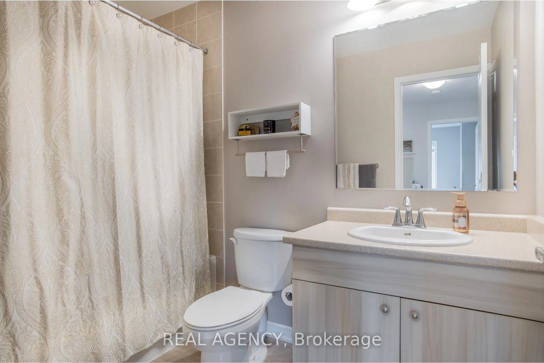 Photo 28 of 284 Jemima Drive, Oakville, Glenorchy — HOMEH