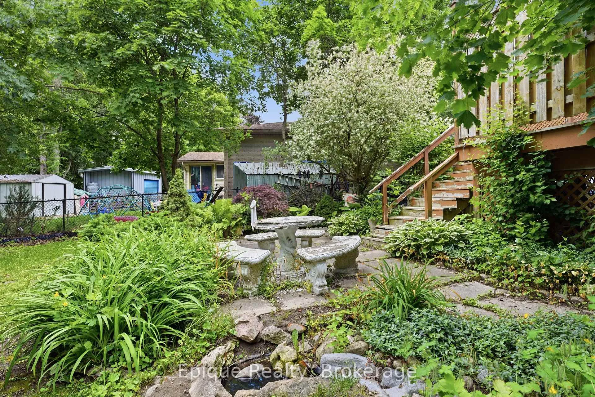 Photo 34 of 50 Combermere Crescent, Waterloo, Beechwood — HOMEH