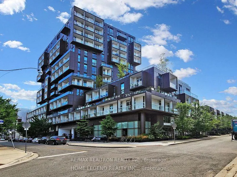 Front of Unit 916, 80 Vanauley Street