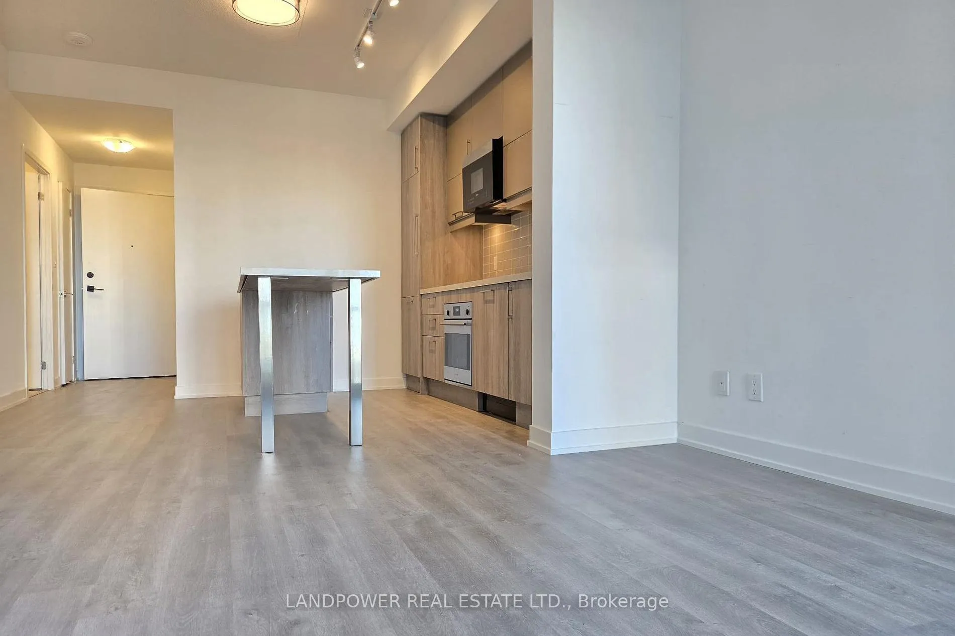 Photo 9 of Unit 1304, 8119 Birchmount Road, Markham, Unionville — HOMEH