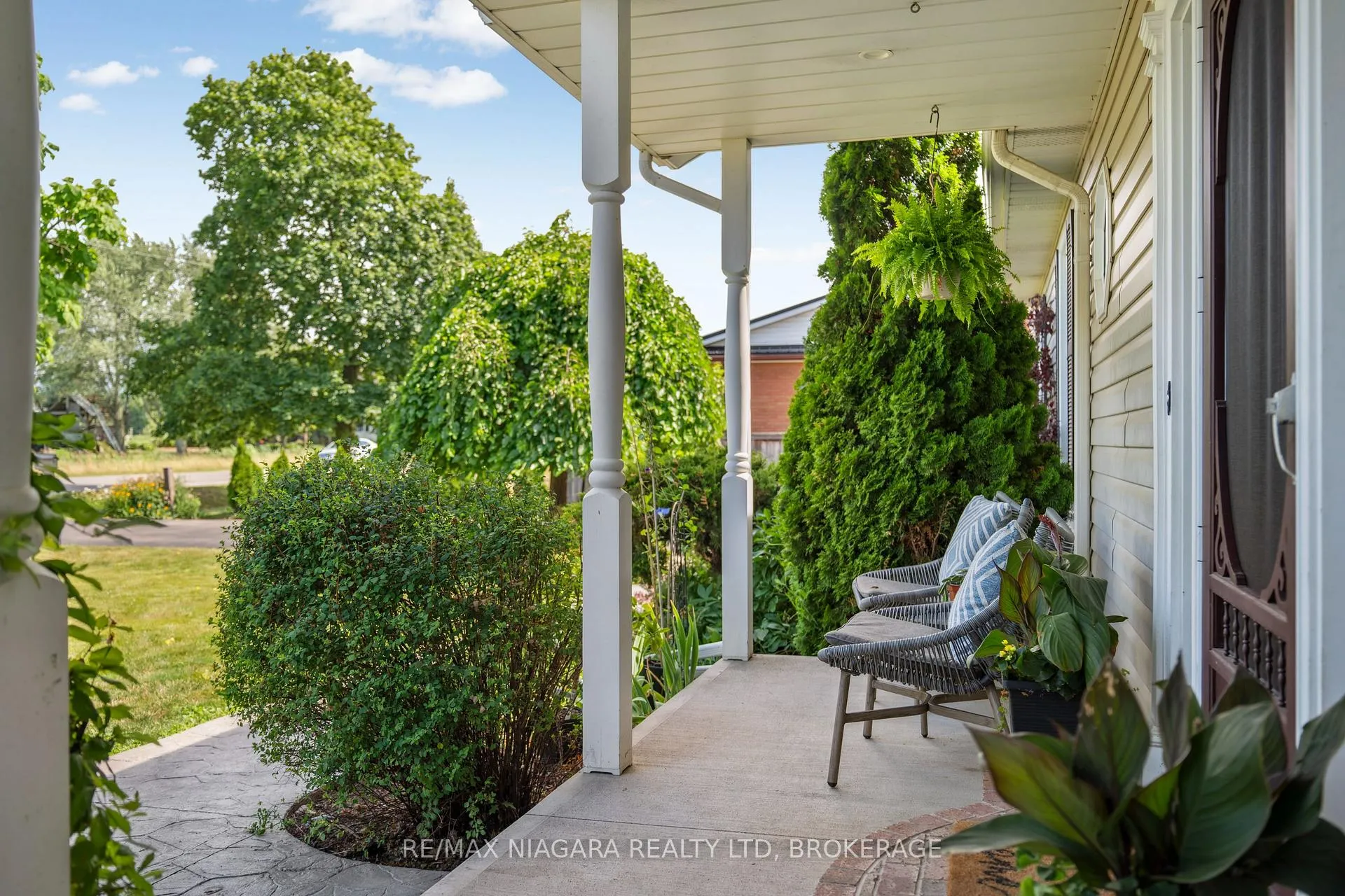Photo 14 of 2231 Seventh Street, St. Catharines, Rural Fourth — HOMEH