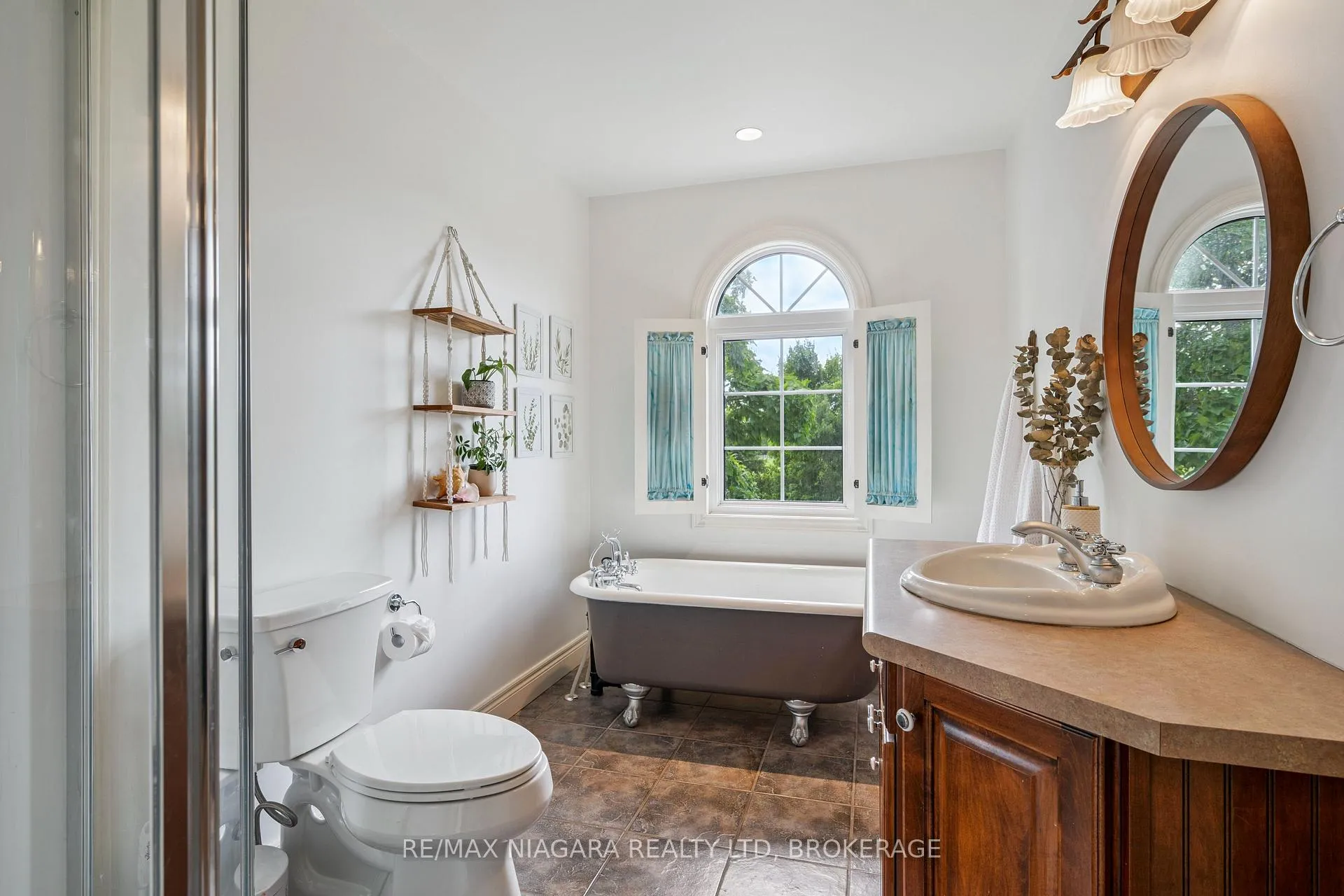 Photo 29 of 2231 Seventh Street, St. Catharines, Rural Fourth — HOMEH