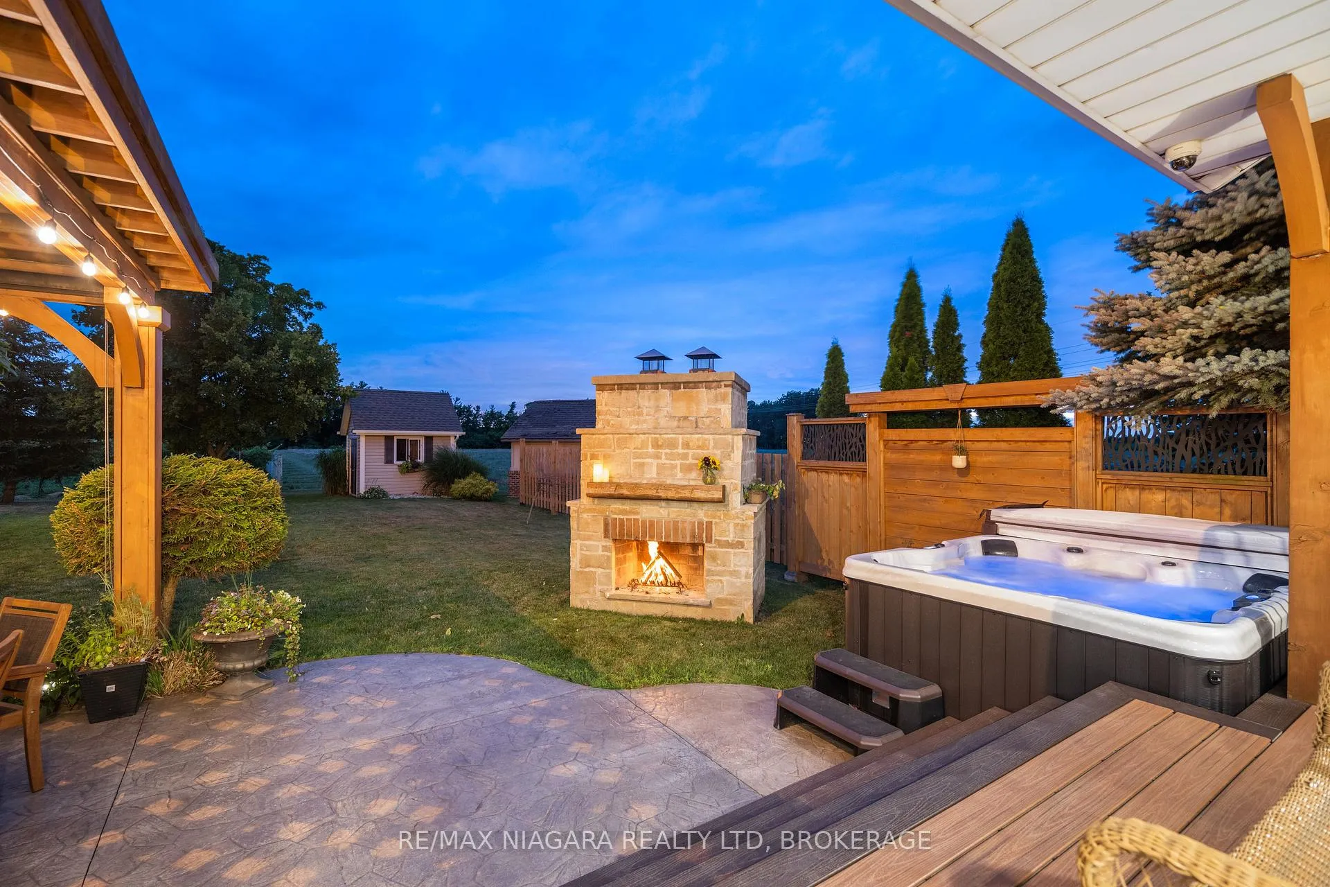 Photo 48 of 2231 Seventh Street, St. Catharines, Rural Fourth — HOMEH