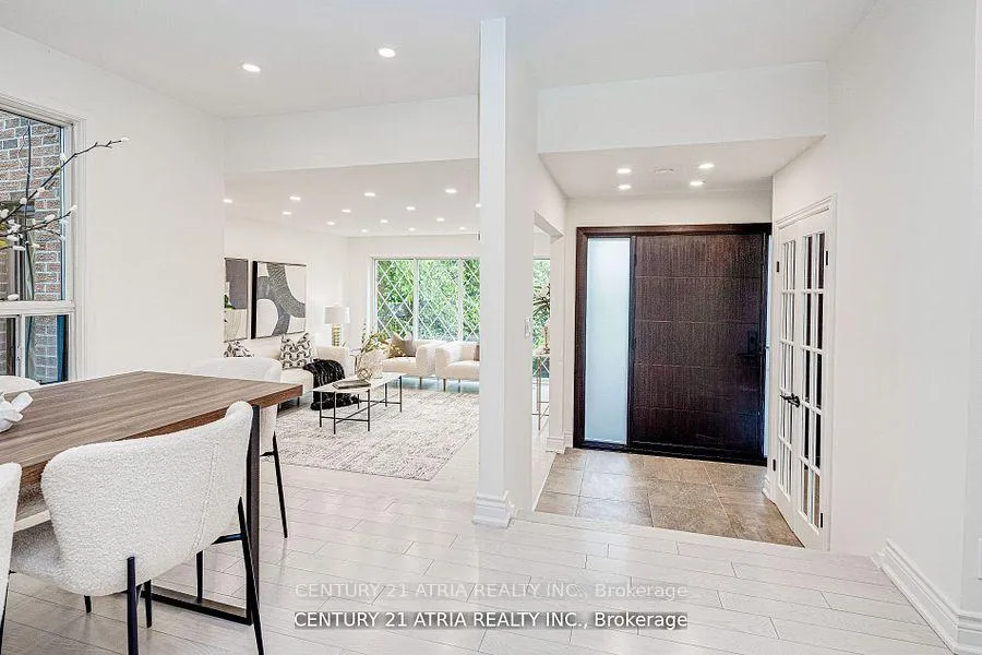 Photo 6 of 18 Hester Court, Markham, Royal Orchard — HOMEH