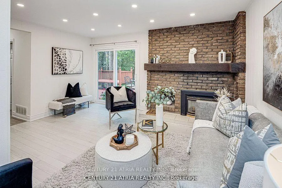 Photo 11 of 18 Hester Court, Markham, Royal Orchard — HOMEH
