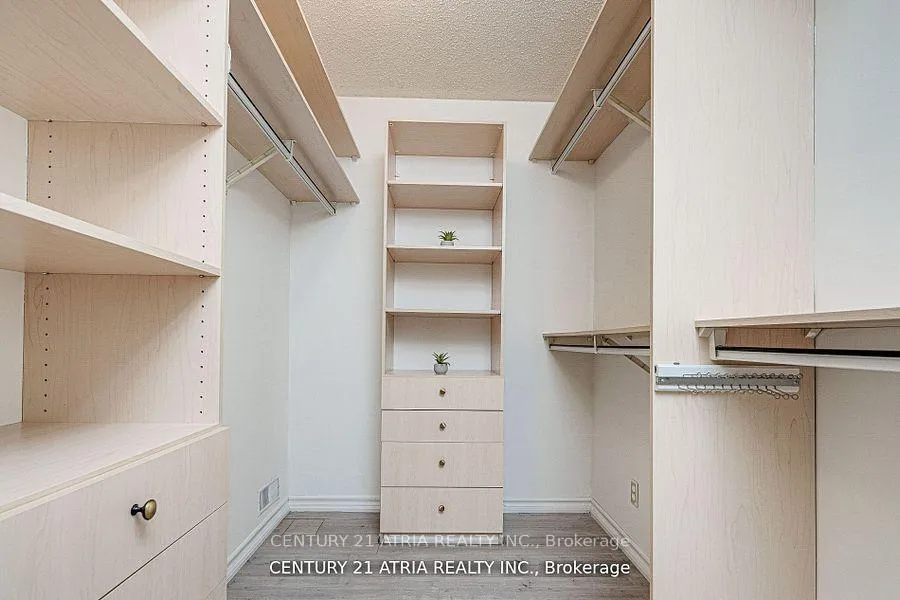 Photo 20 of 18 Hester Court, Markham, Royal Orchard — HOMEH