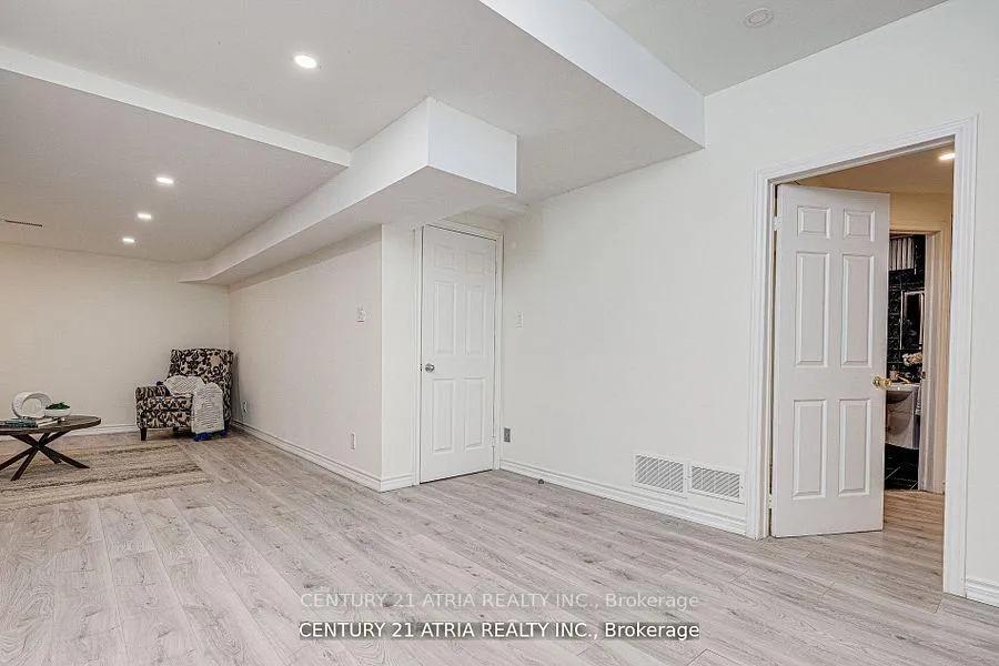 Photo 22 of 18 Hester Court, Markham, Royal Orchard — HOMEH