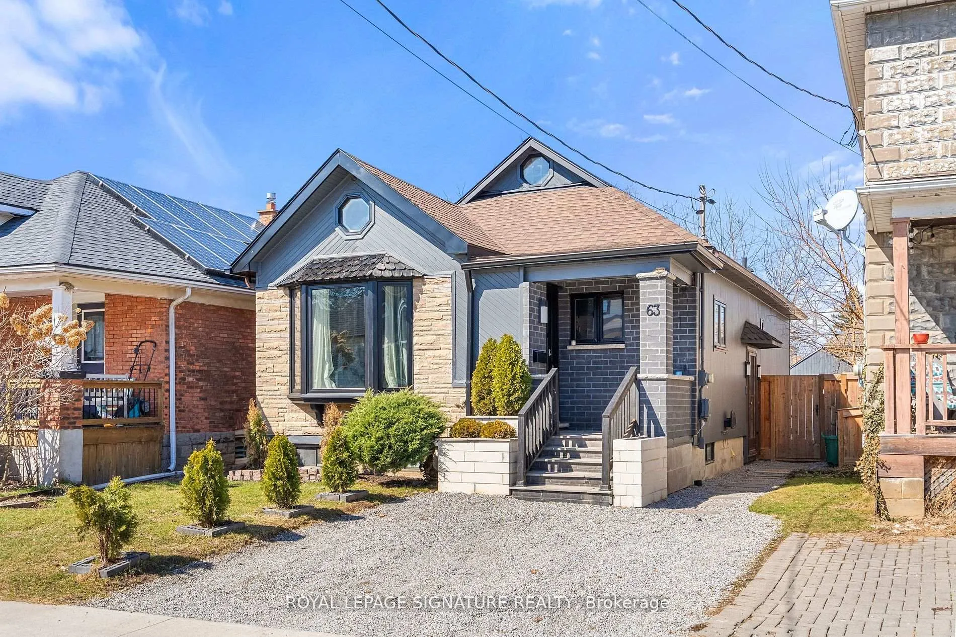 Photo of 63 Lowell Avenue E