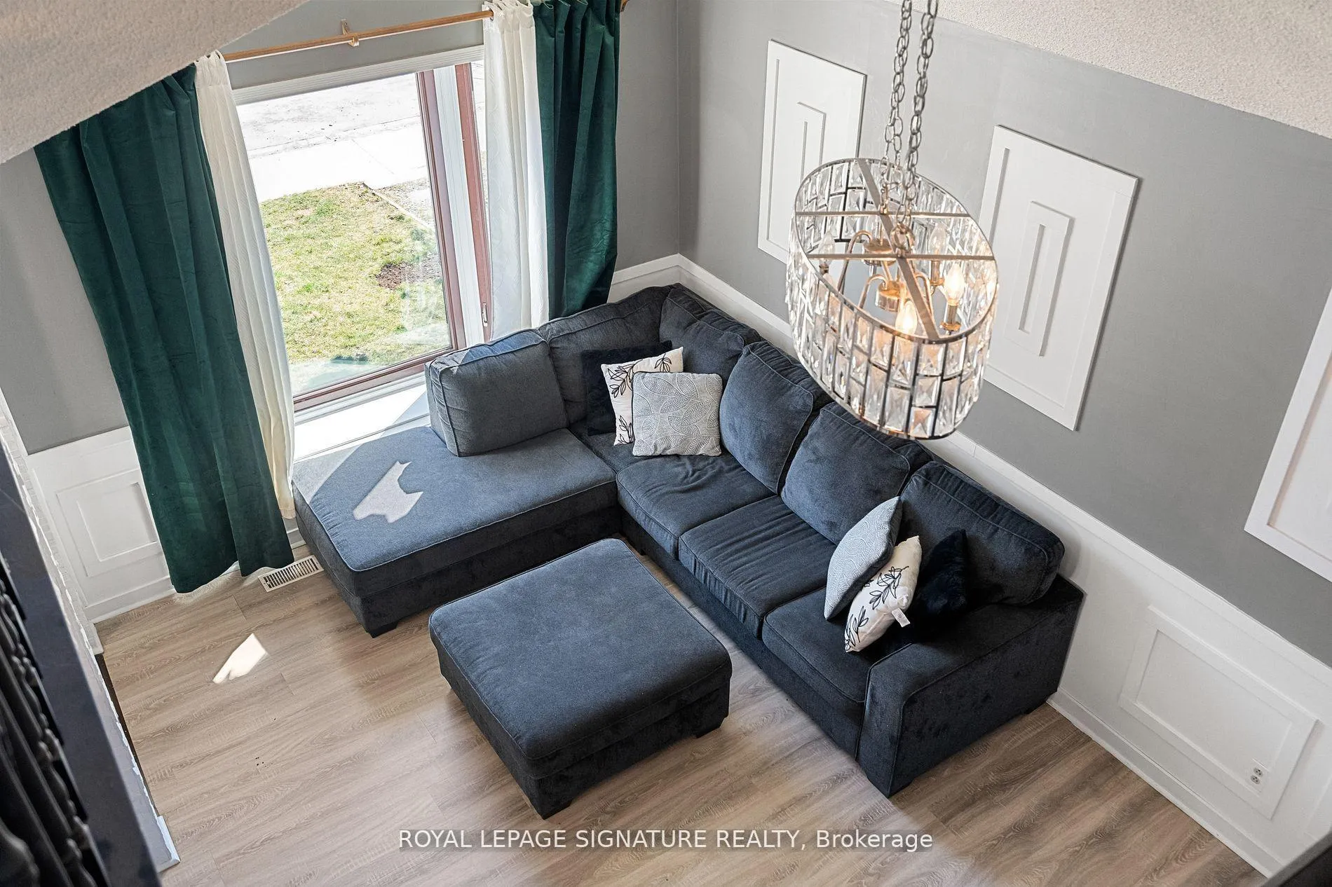 Photo 5 of 63 Lowell Avenue E, St. Catharines, Haig — HOMEH