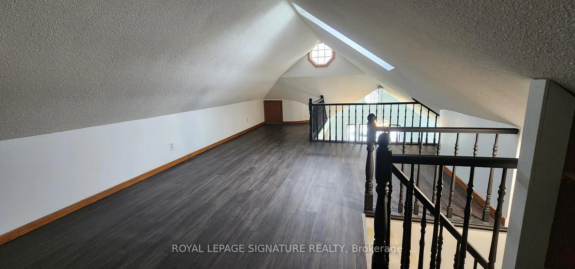 Photo 6 of 63 Lowell Avenue E, St. Catharines, Haig — HOMEH