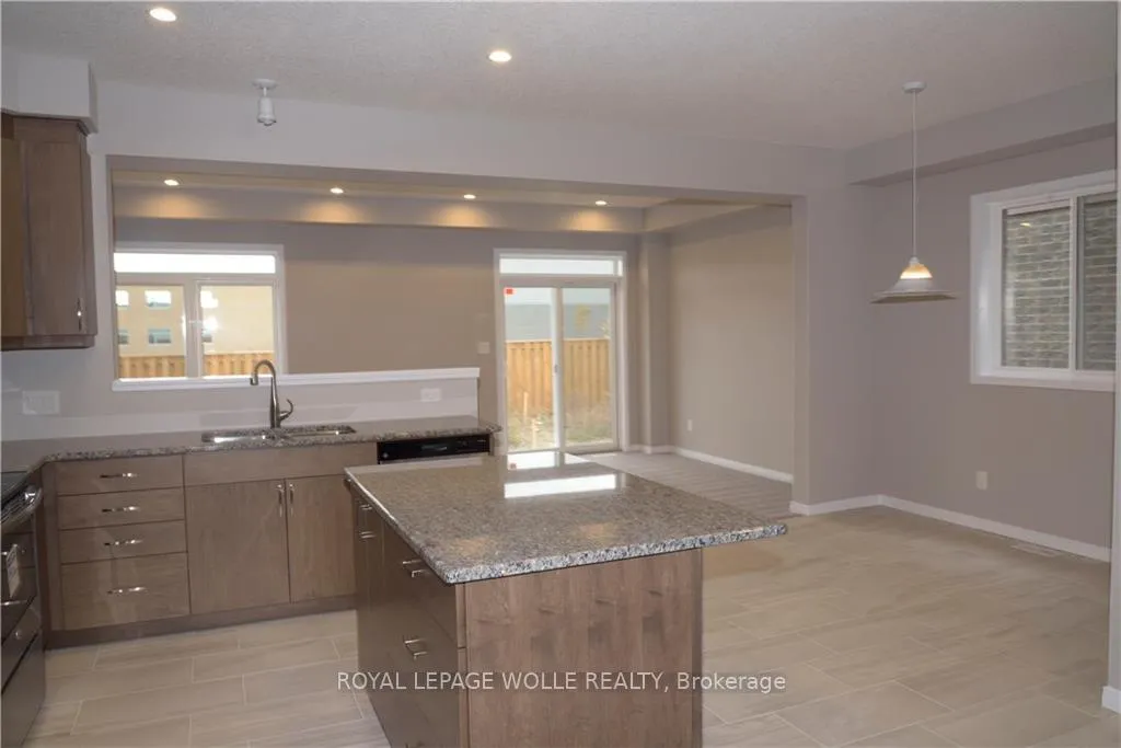 Photo 11 of 664 Blair Creek Drive, Kitchener, Doon South — HOMEH