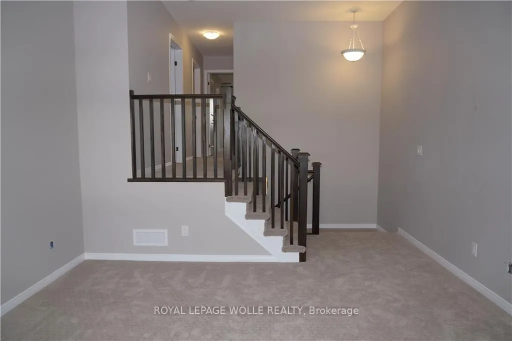 Photo 14 of 664 Blair Creek Drive, Kitchener, Doon South — HOMEH