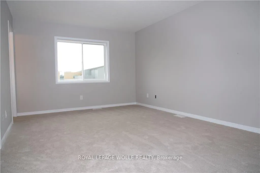 Photo 19 of 664 Blair Creek Drive, Kitchener, Doon South — HOMEH