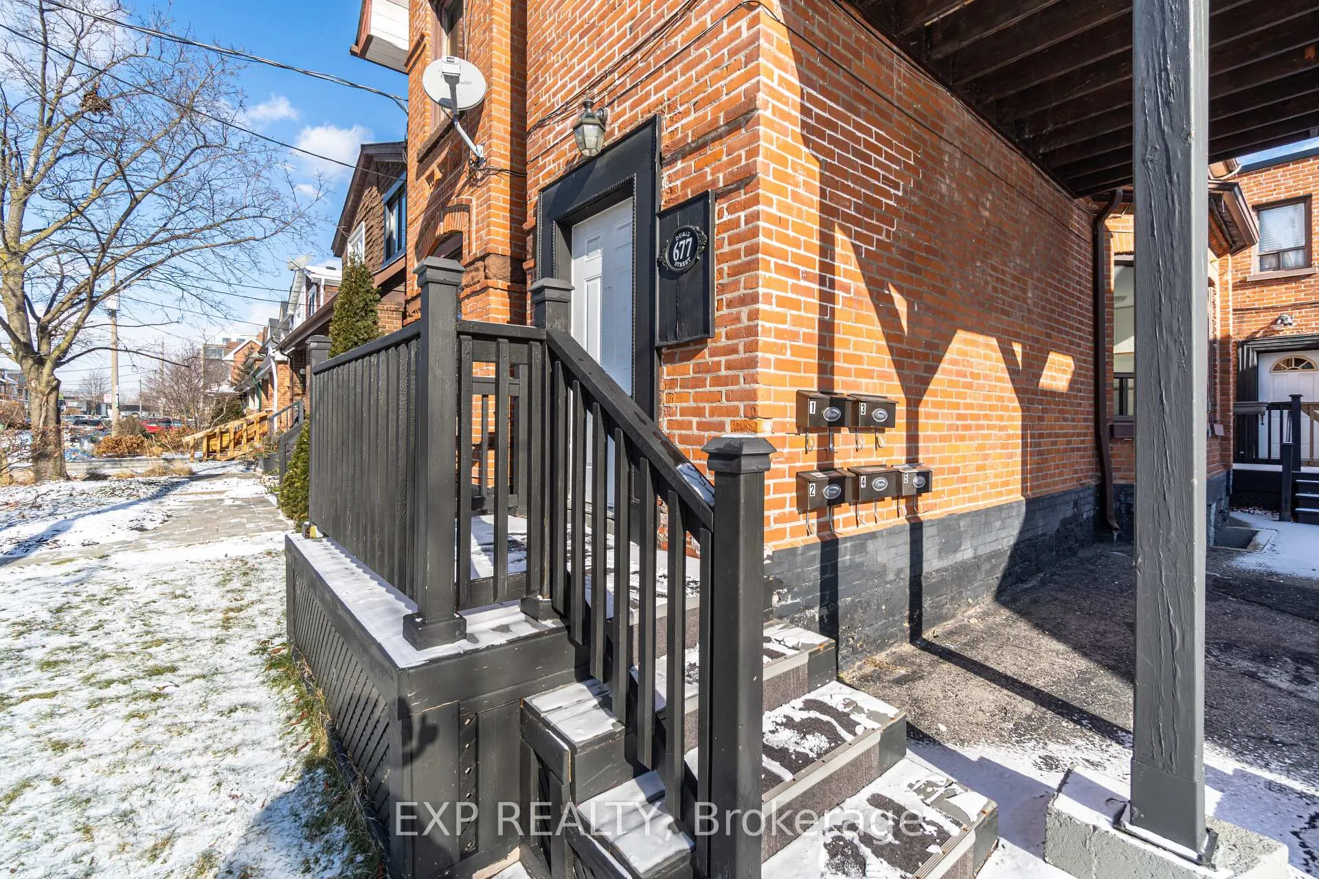 Photo 10 of Unit 3, 677 Durie Street, Toronto, Runnymede-Bloor West Village — HOMEH