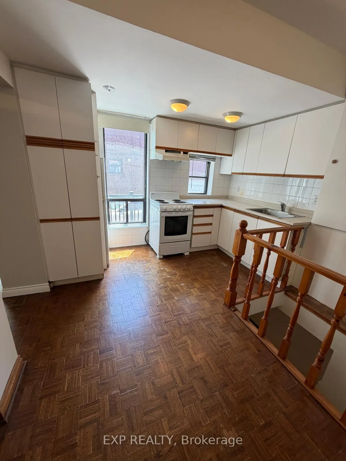 Photo 19 of Unit 3, 677 Durie Street, Toronto, Runnymede-Bloor West Village — HOMEH
