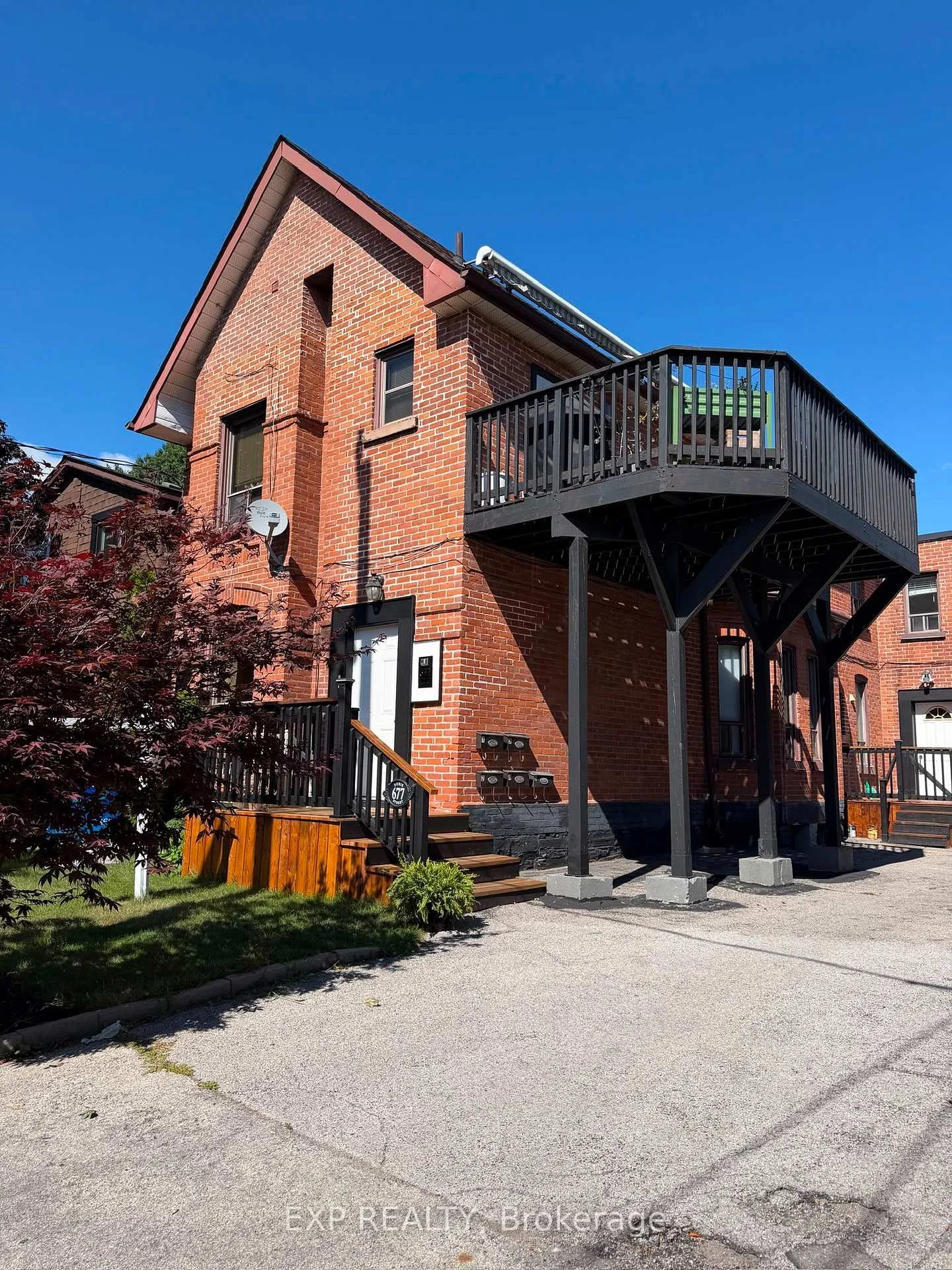 Photo 5 of Unit 3, 677 Durie Street, Toronto, Runnymede-Bloor West Village — HOMEH