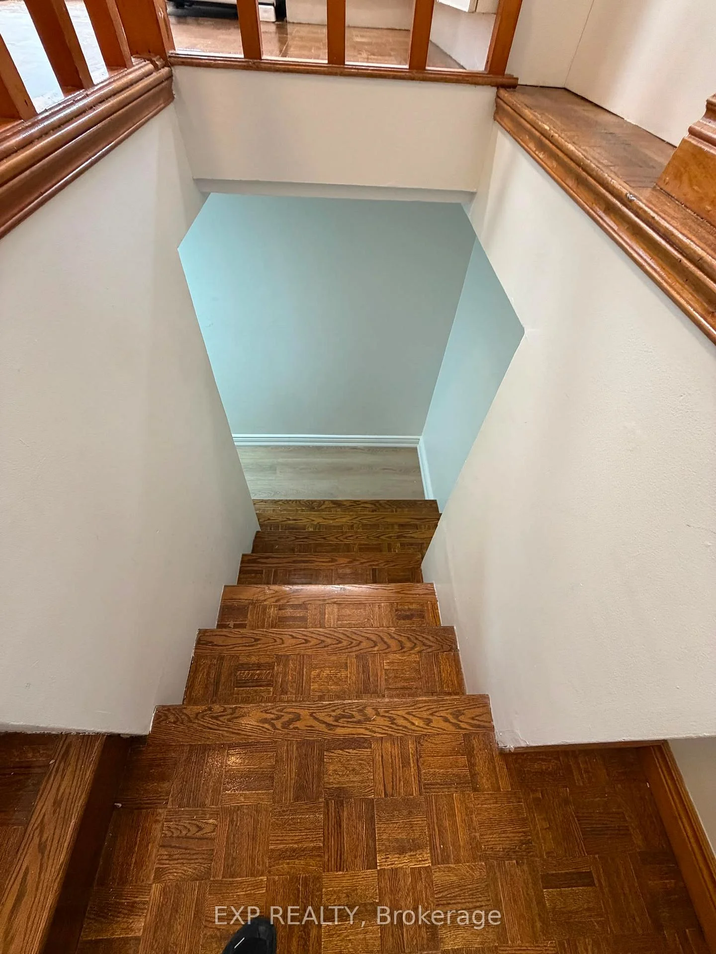 Photo 16 of Unit 3, 677 Durie Street, Toronto, Runnymede-Bloor West Village — HOMEH
