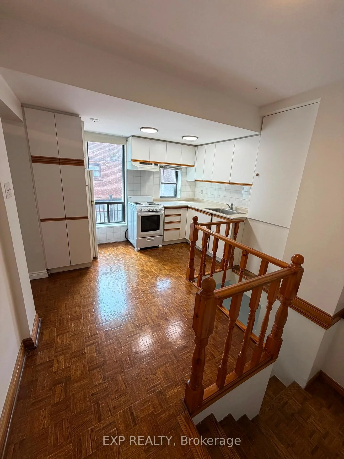 Photo 24 of Unit 3, 677 Durie Street, Toronto, Runnymede-Bloor West Village — HOMEH