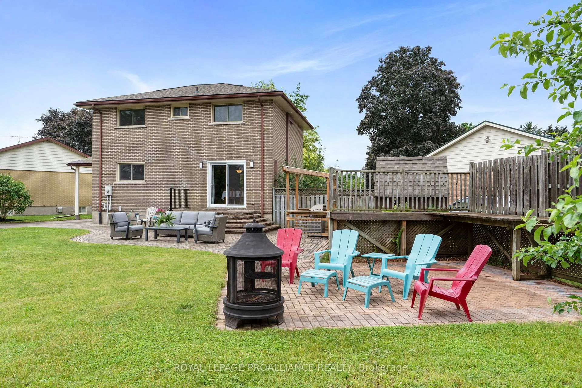 Photo 43 of 23 Stanley Crescent, Brockville, Brockville — HOMEH