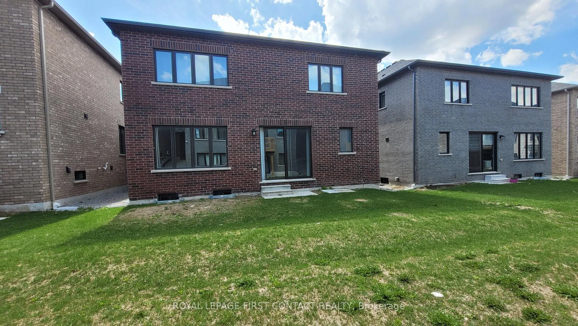 Photo 48 of 113 Bearberry Road, Springwater, Midhurst — HOMEH