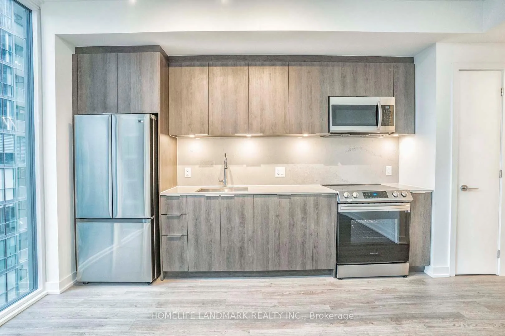Photo 10 of Unit 1208, 357 King Street, Toronto, Waterfront Communities — HOMEH