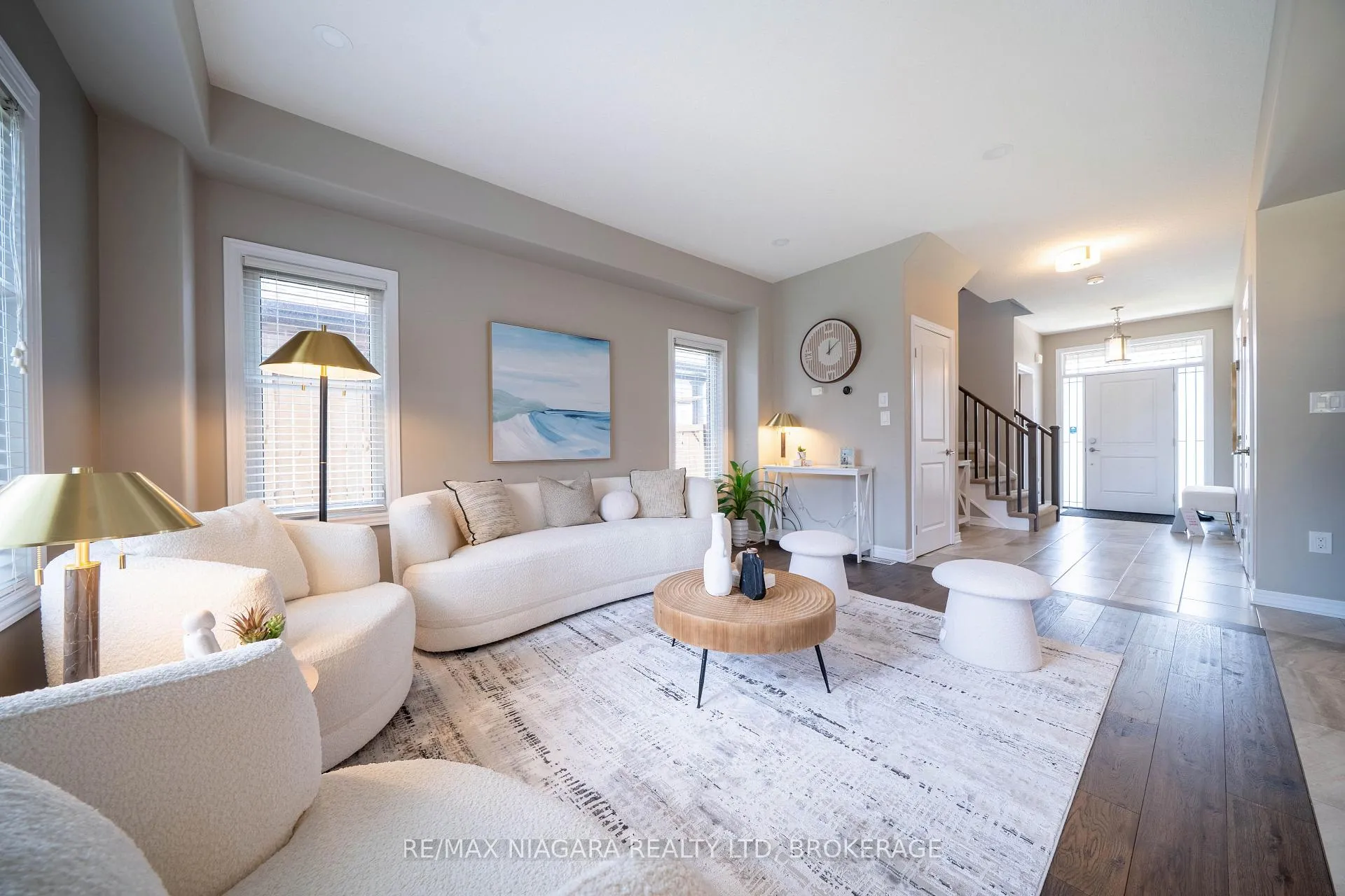 Photo 13 of 9385 Eagle Ridge Drive, Niagara Falls, Forestview — HOMEH