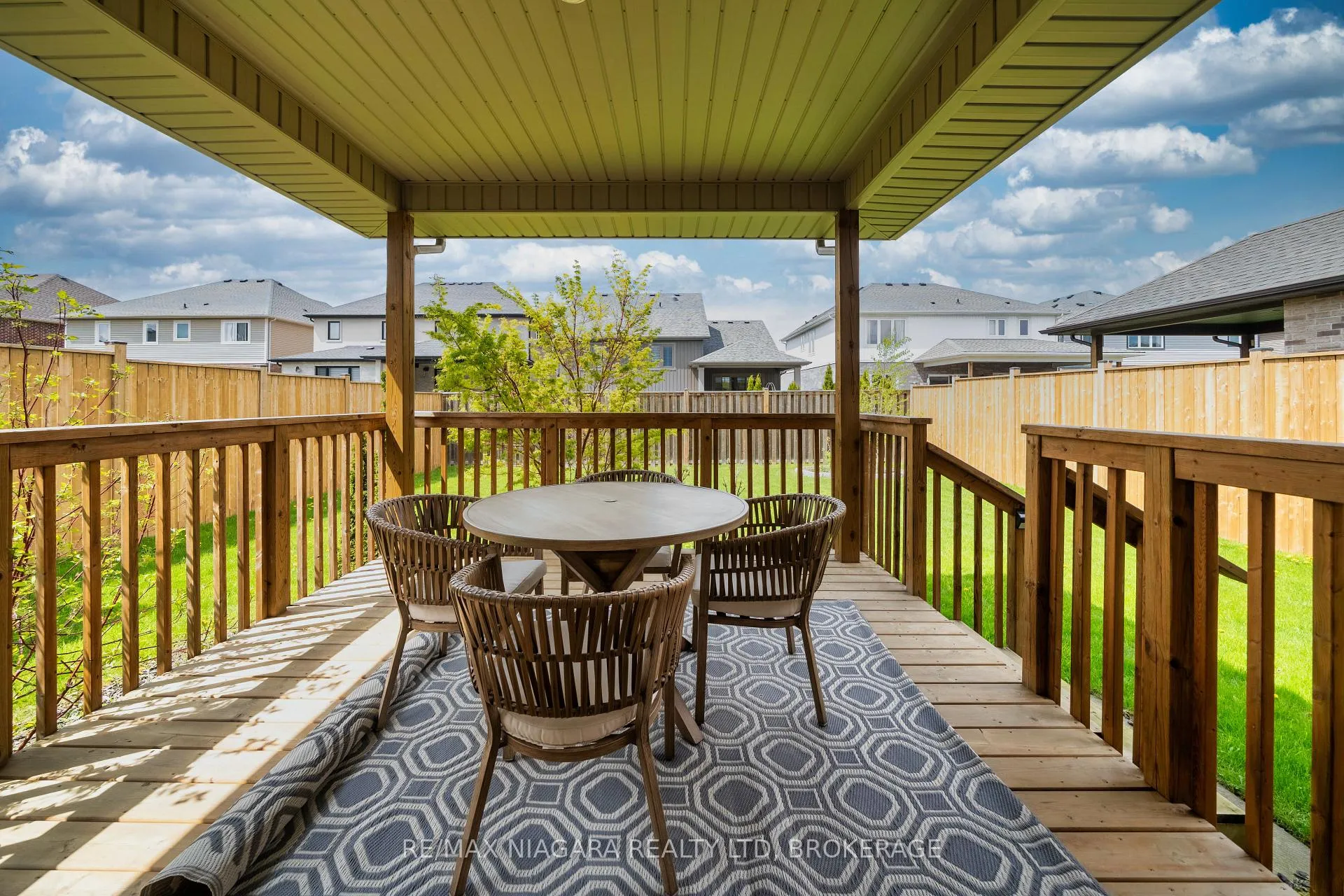 Photo 40 of 9385 Eagle Ridge Drive, Niagara Falls, Forestview — HOMEH