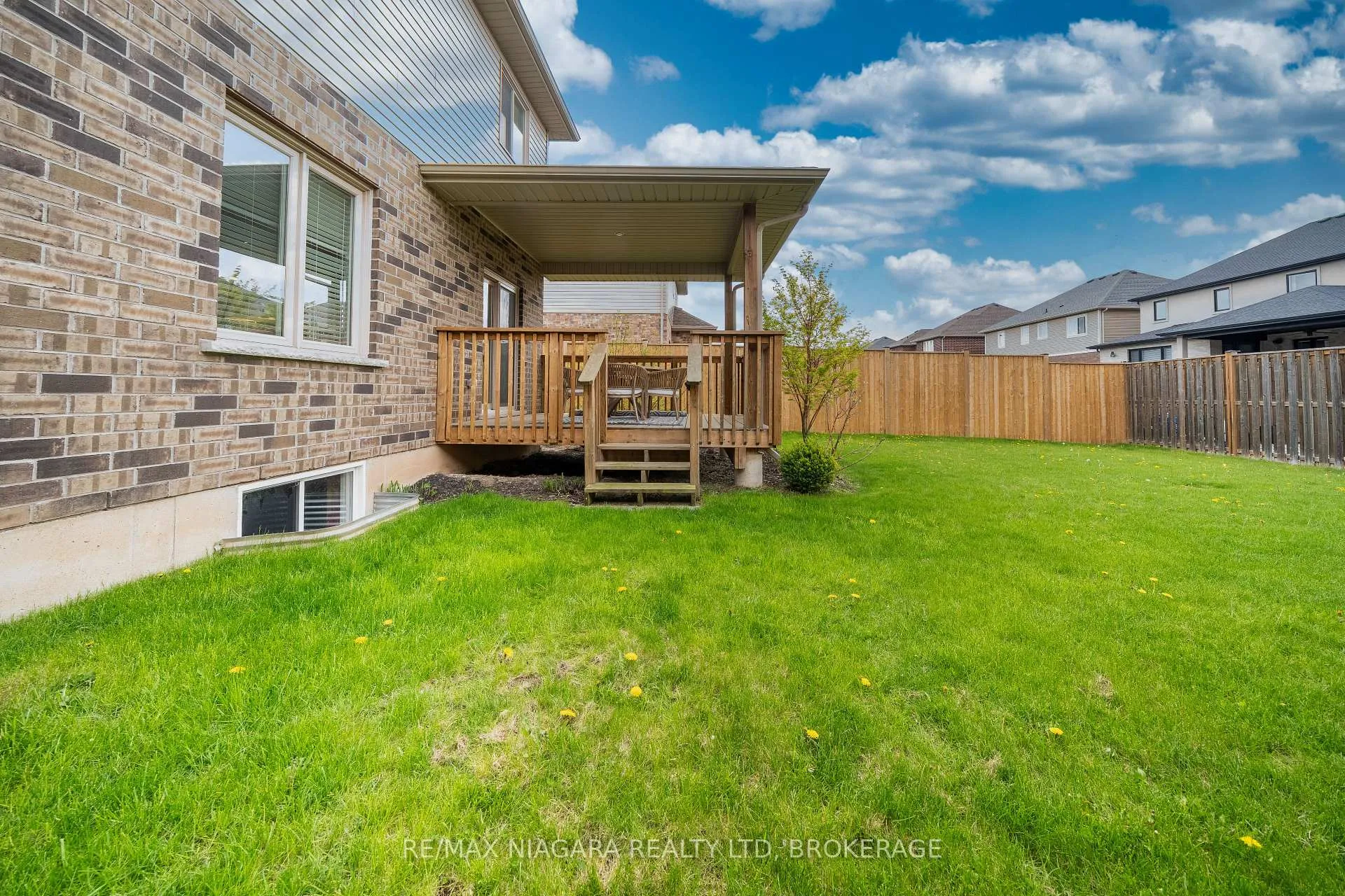 Photo 43 of 9385 Eagle Ridge Drive, Niagara Falls, Forestview — HOMEH